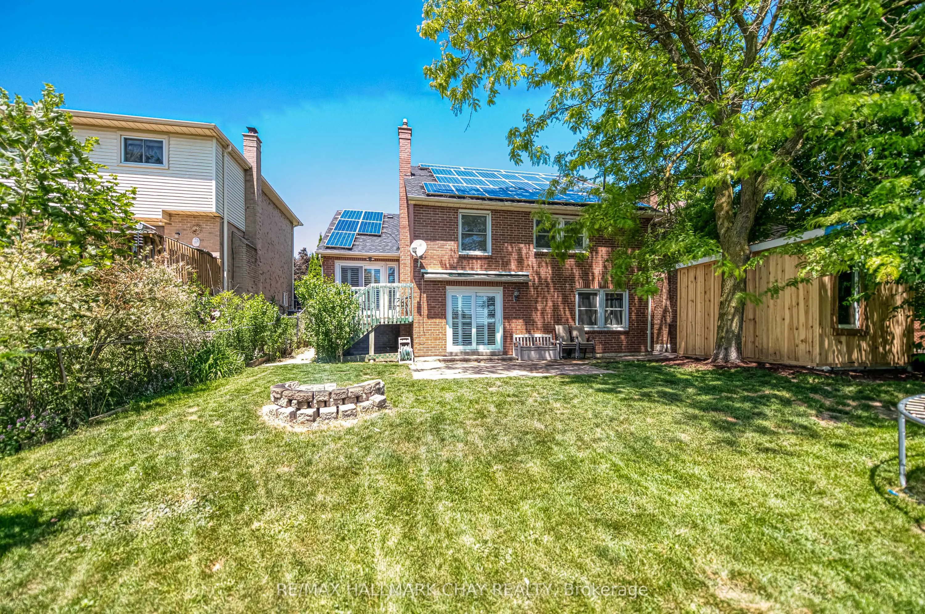 303 John Bowser Crescent