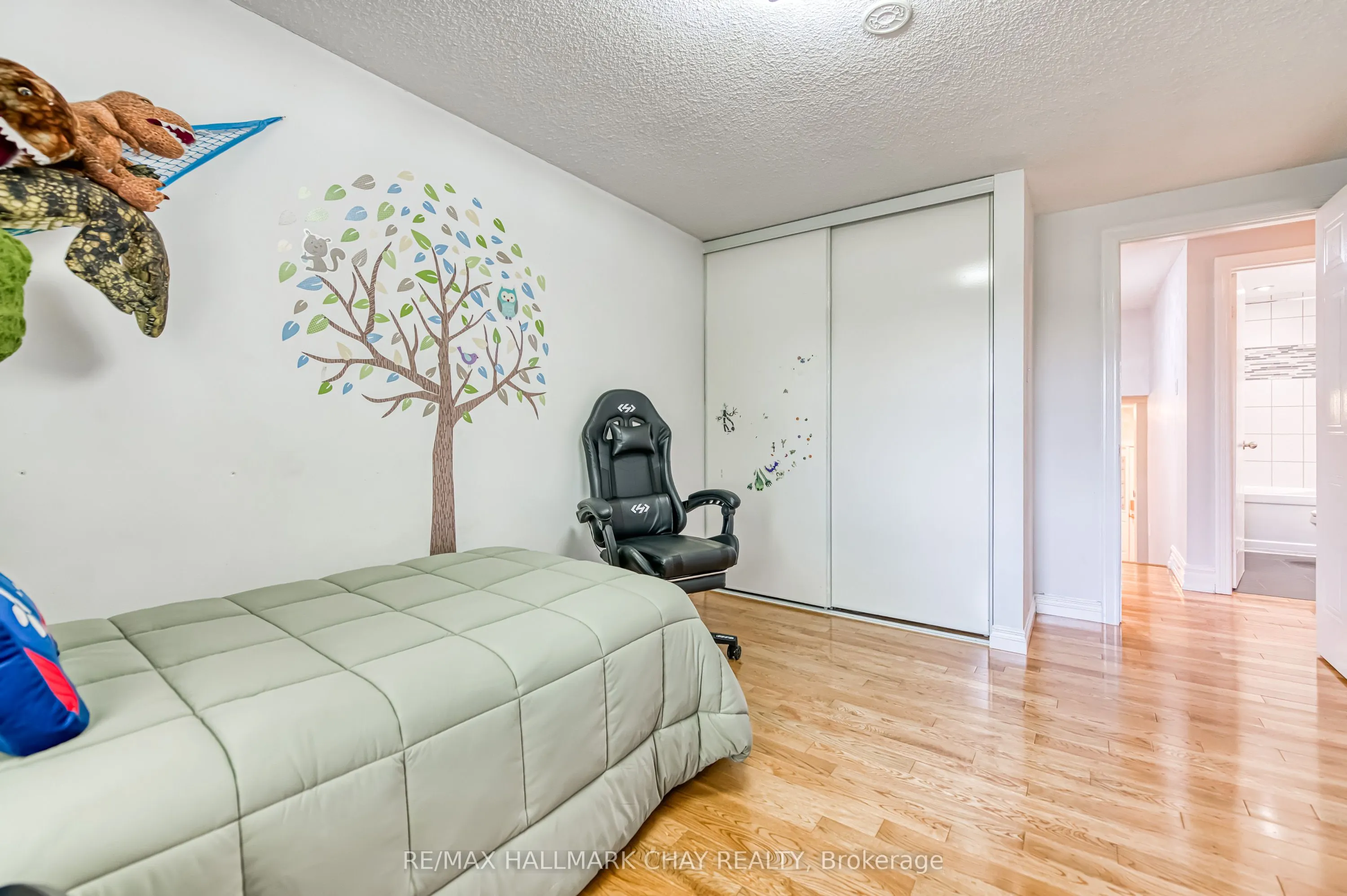 303 John Bowser Crescent
