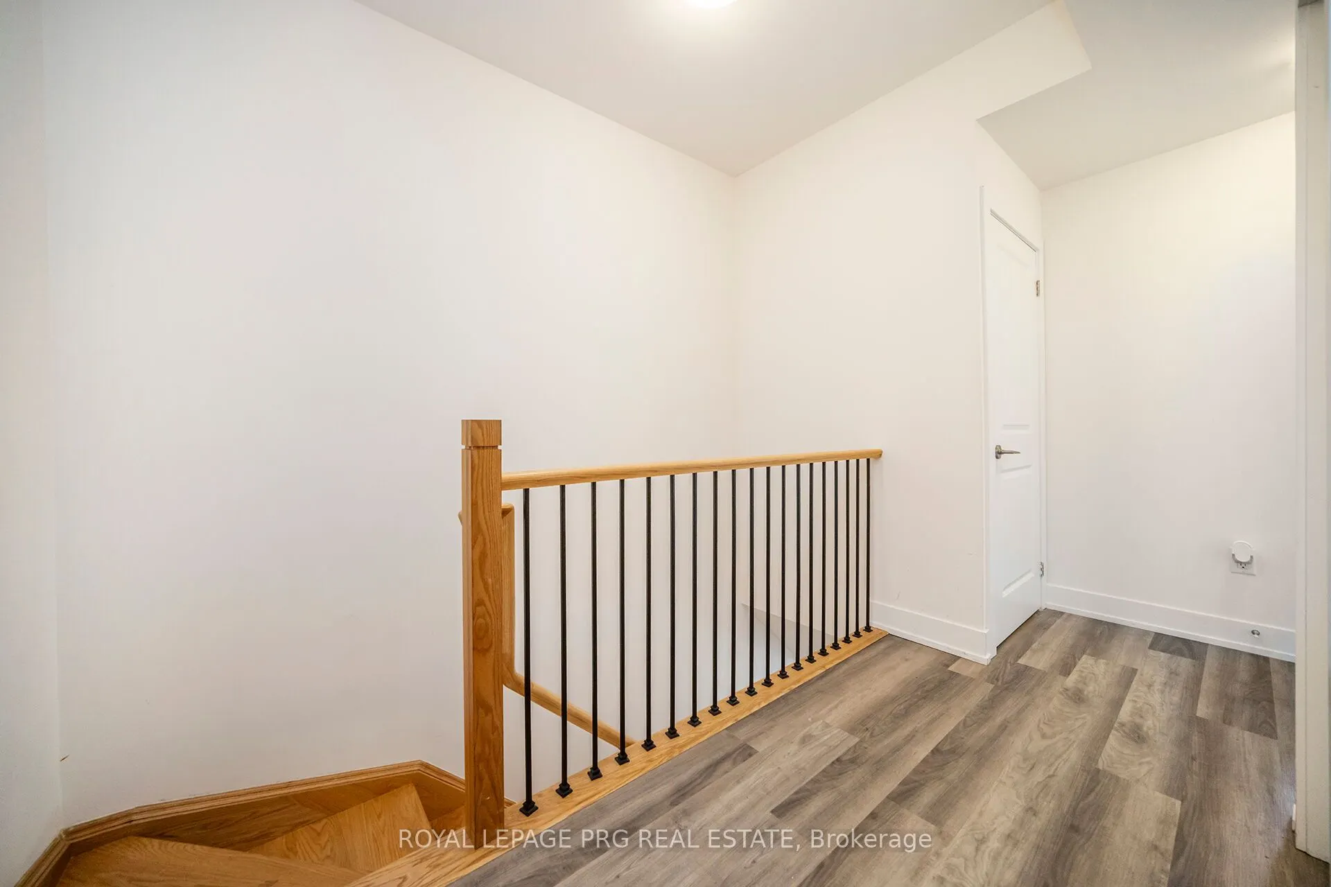 8 Sayers Lane, #17