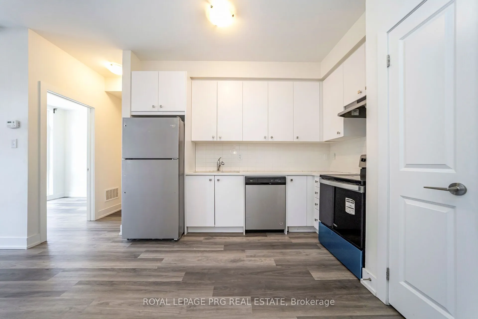 8 Sayers Lane, #17