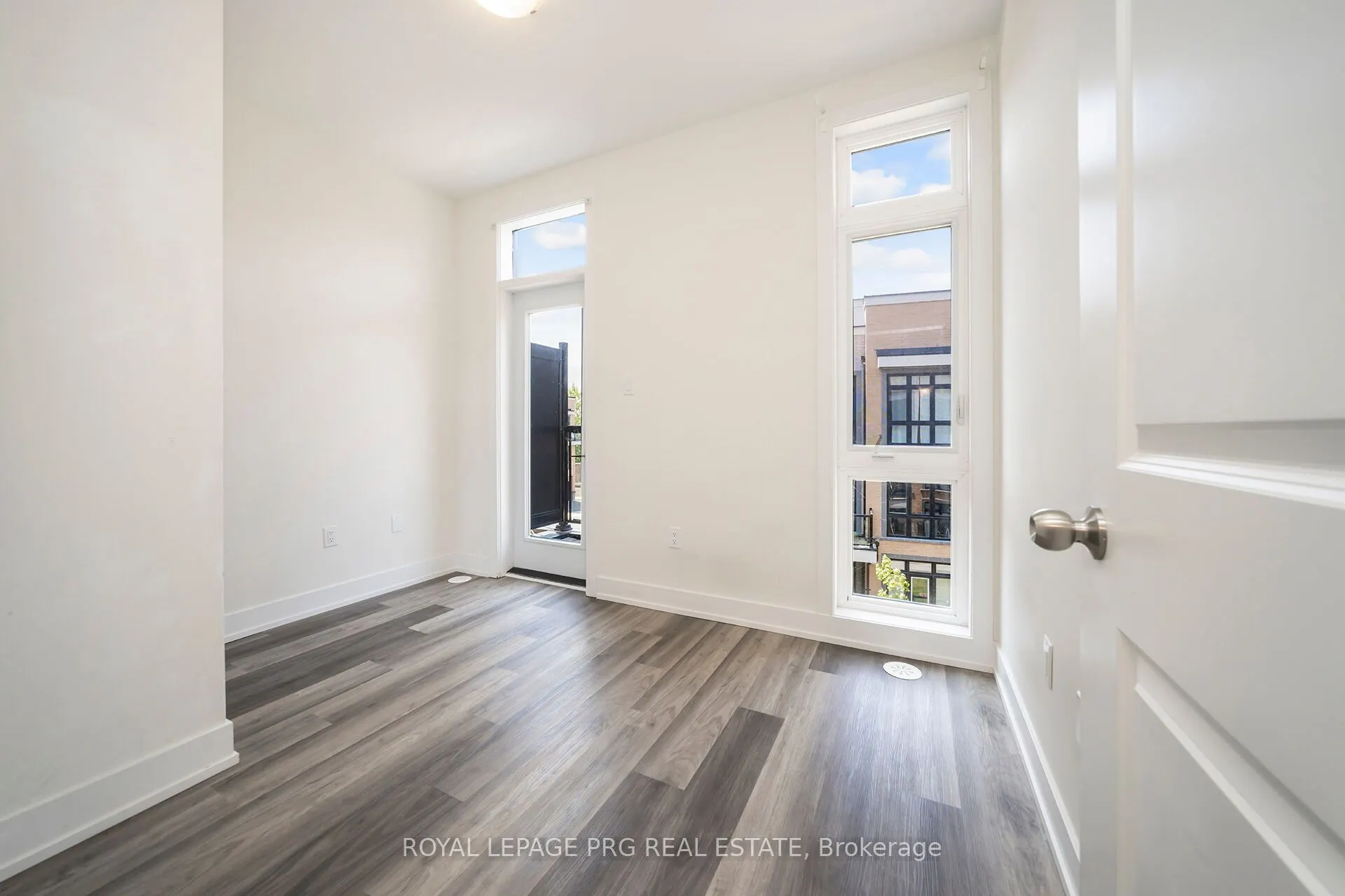 8 Sayers Lane, #17