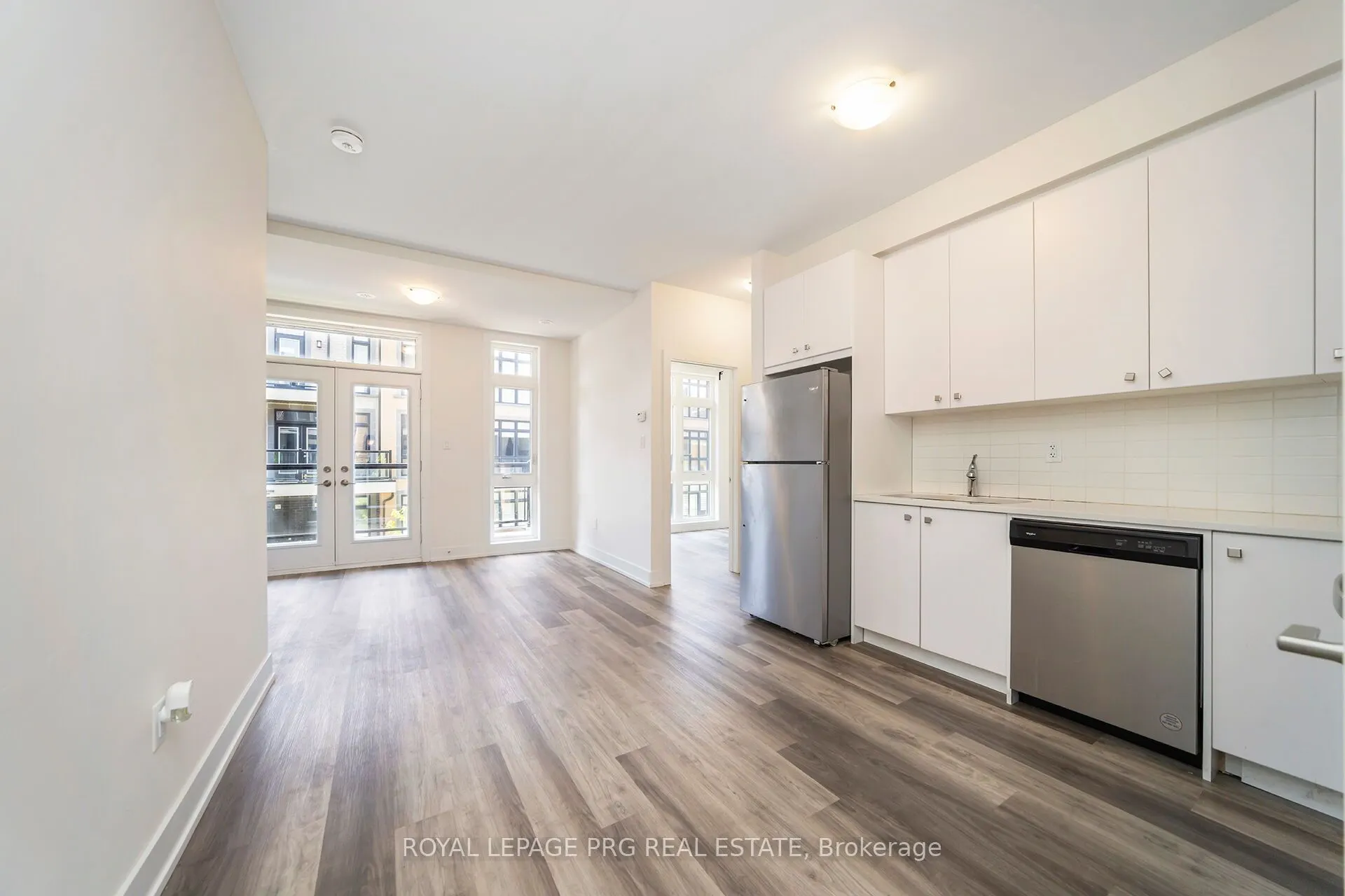 8 Sayers Lane, #17
