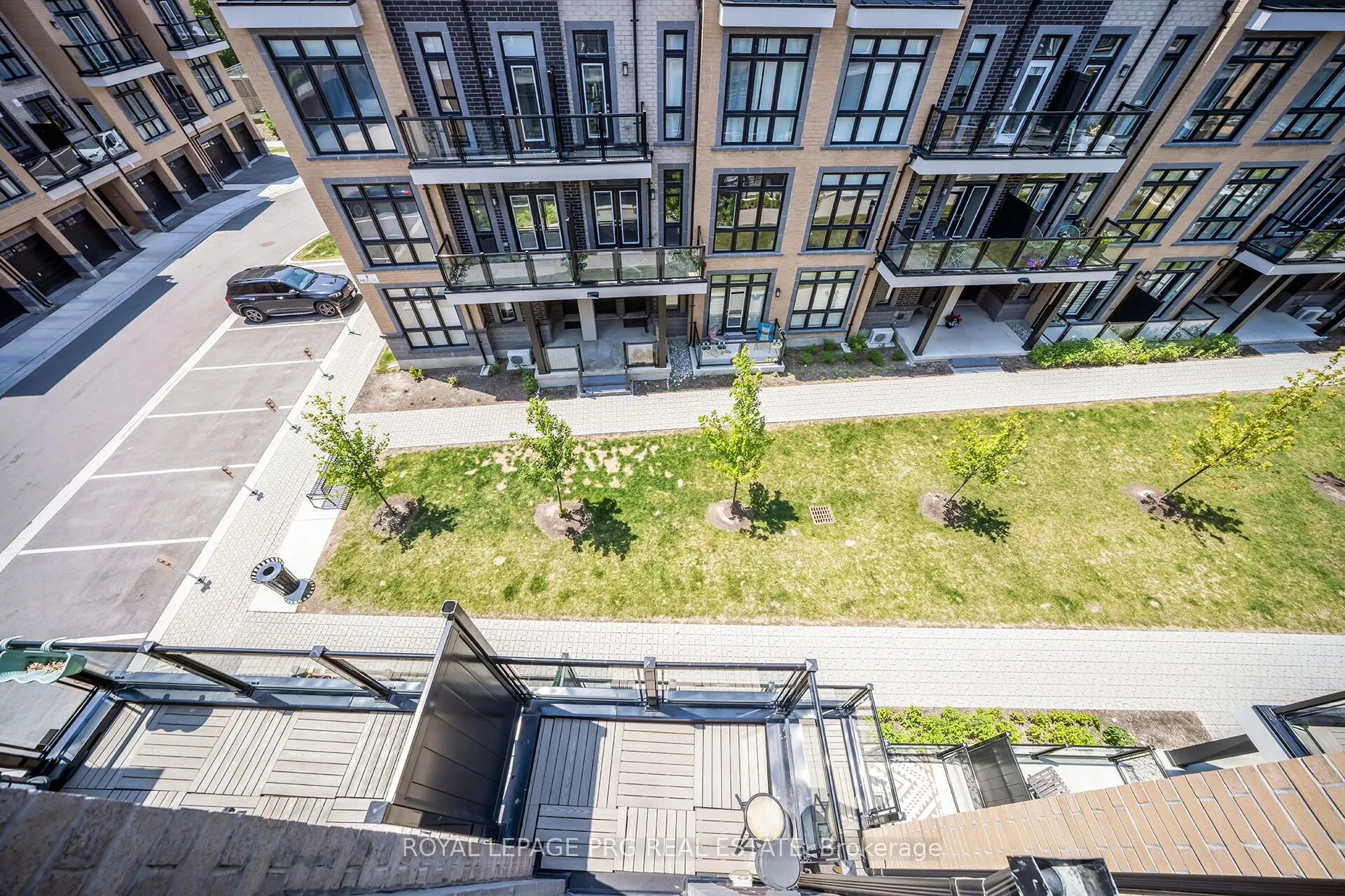 8 Sayers Lane, #17