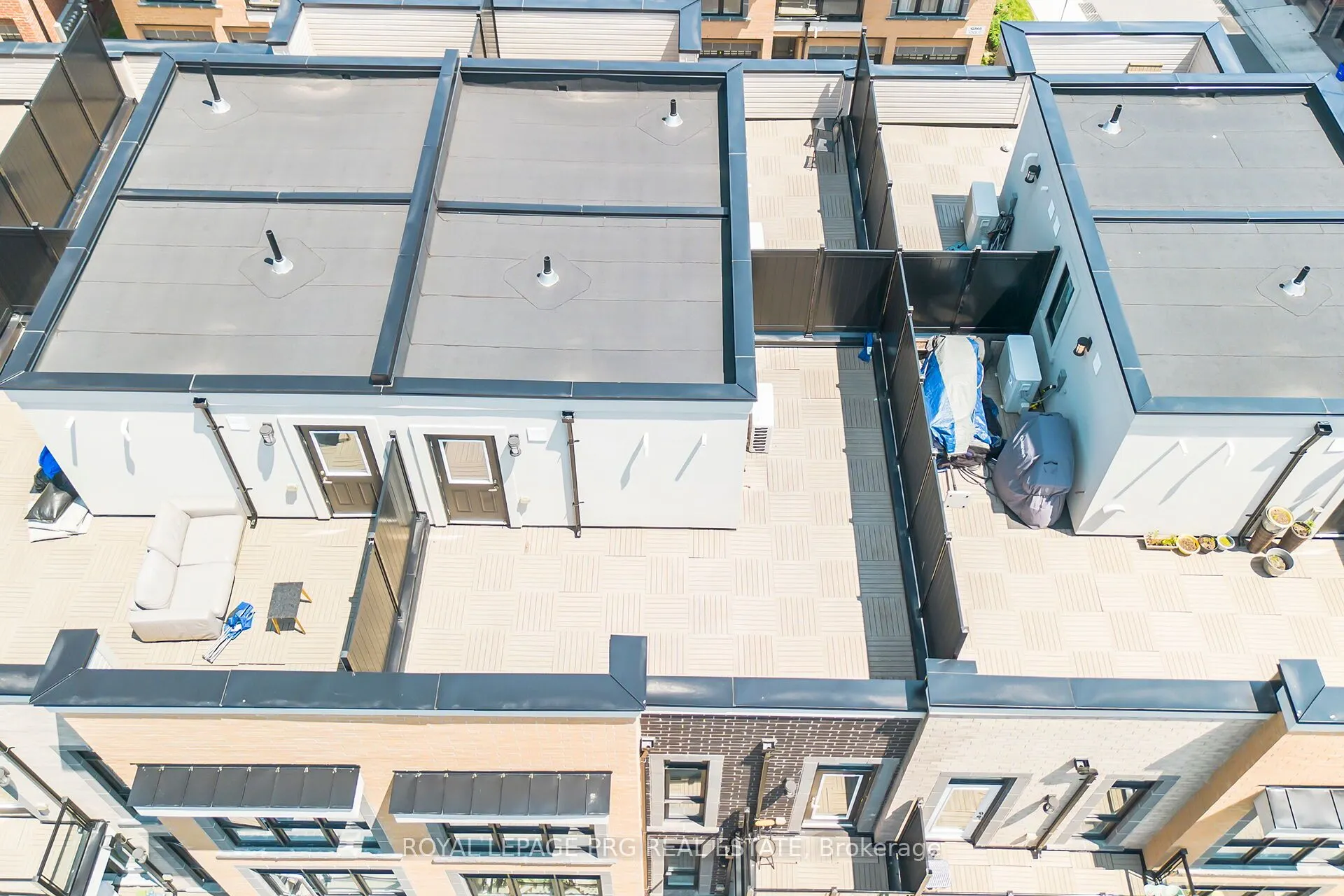 8 Sayers Lane, #17