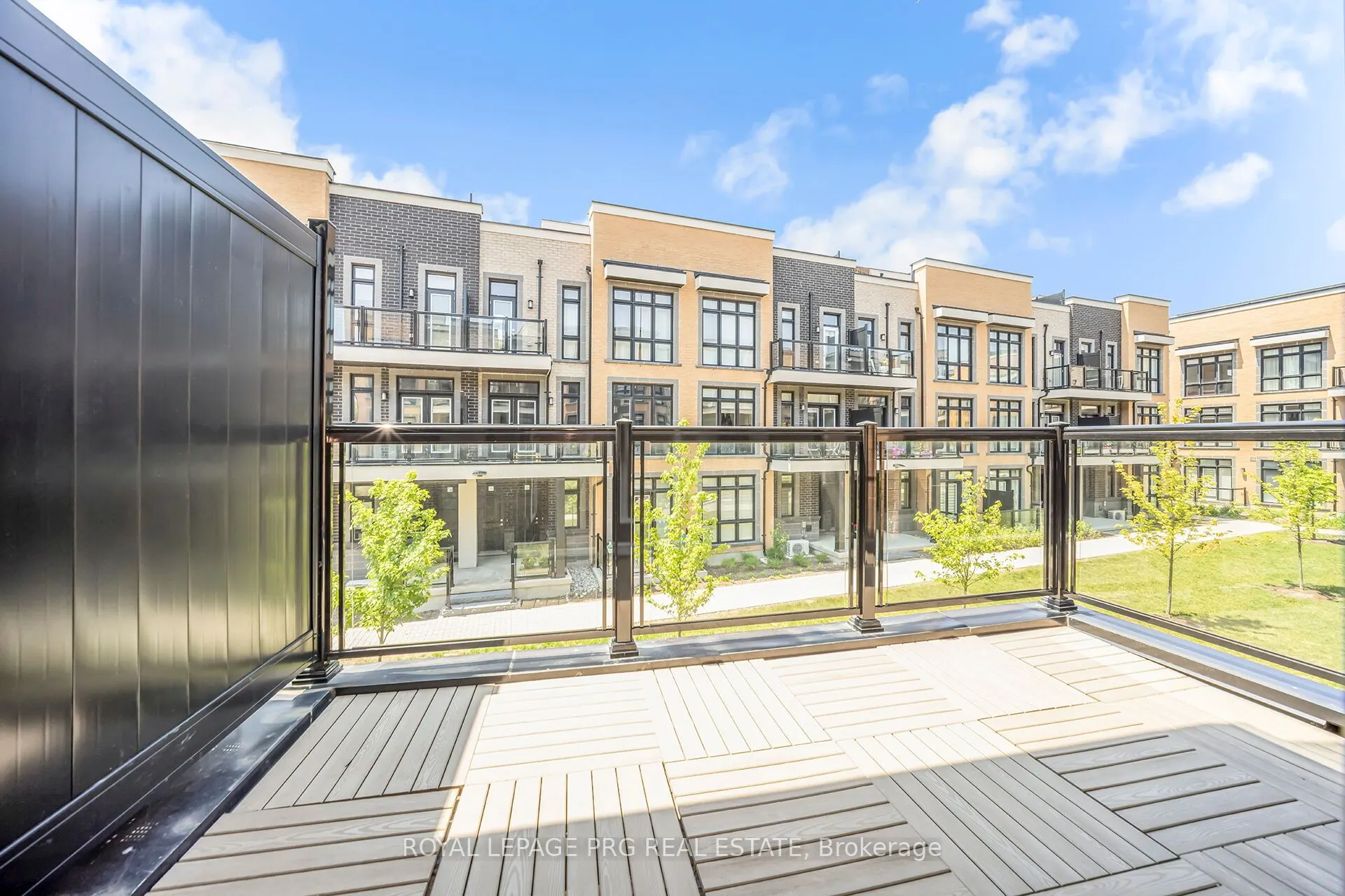 8 Sayers Lane, #17