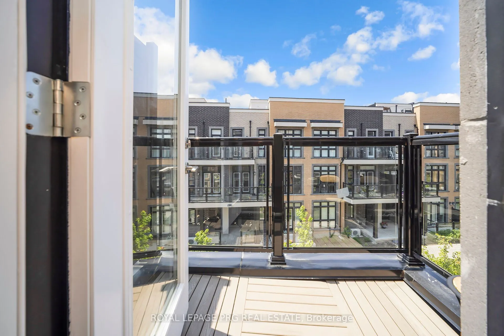 8 Sayers Lane, #17