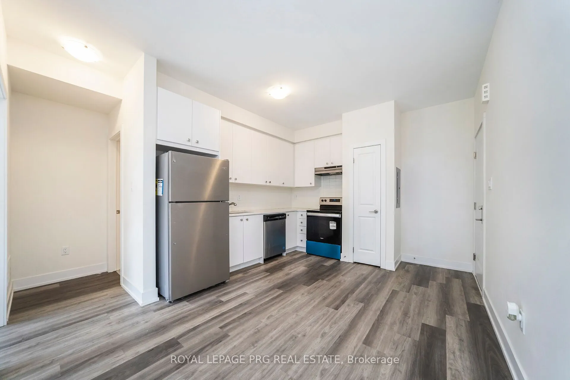 8 Sayers Lane, #17
