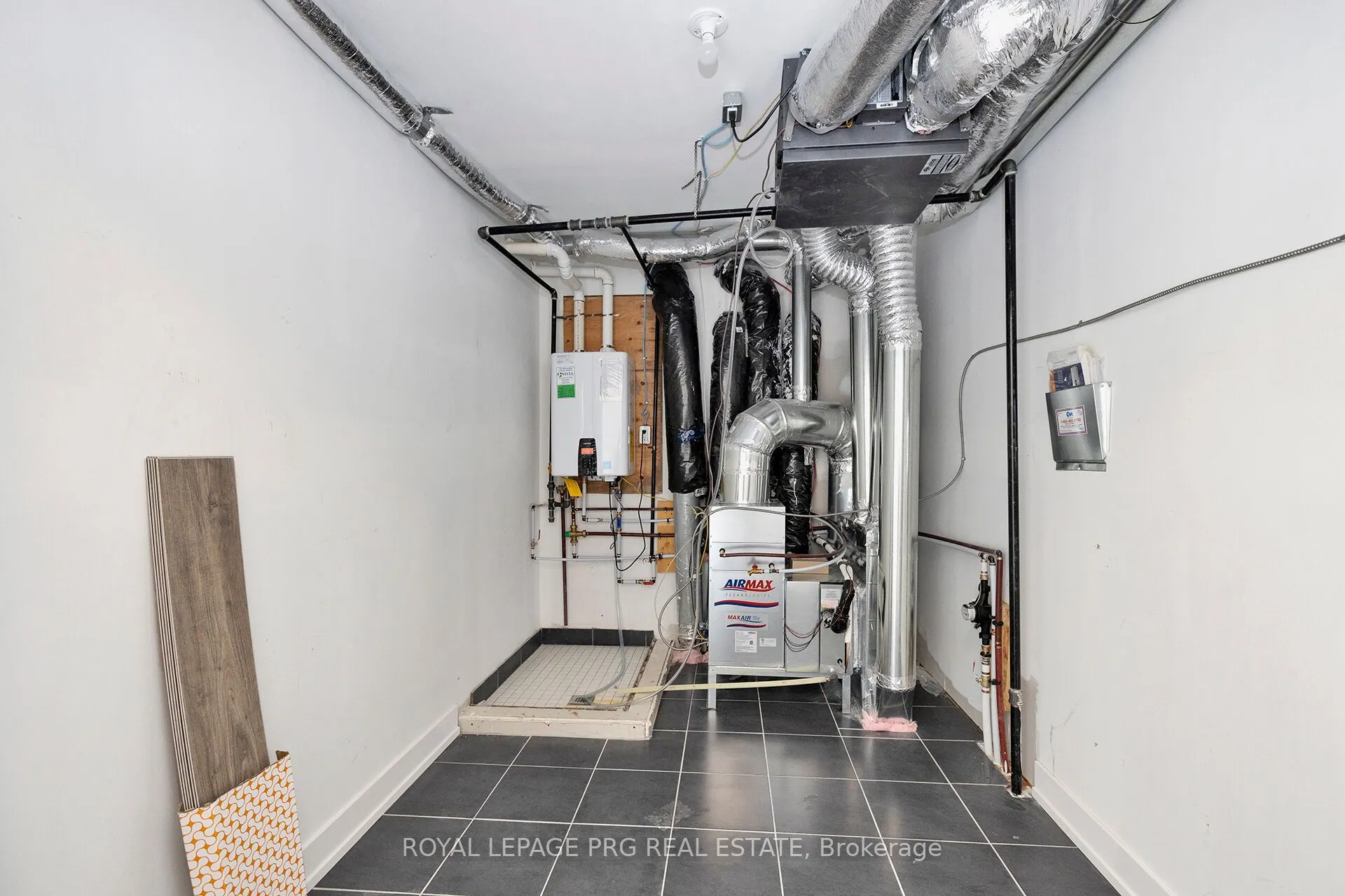 12860 Yonge Street, #9