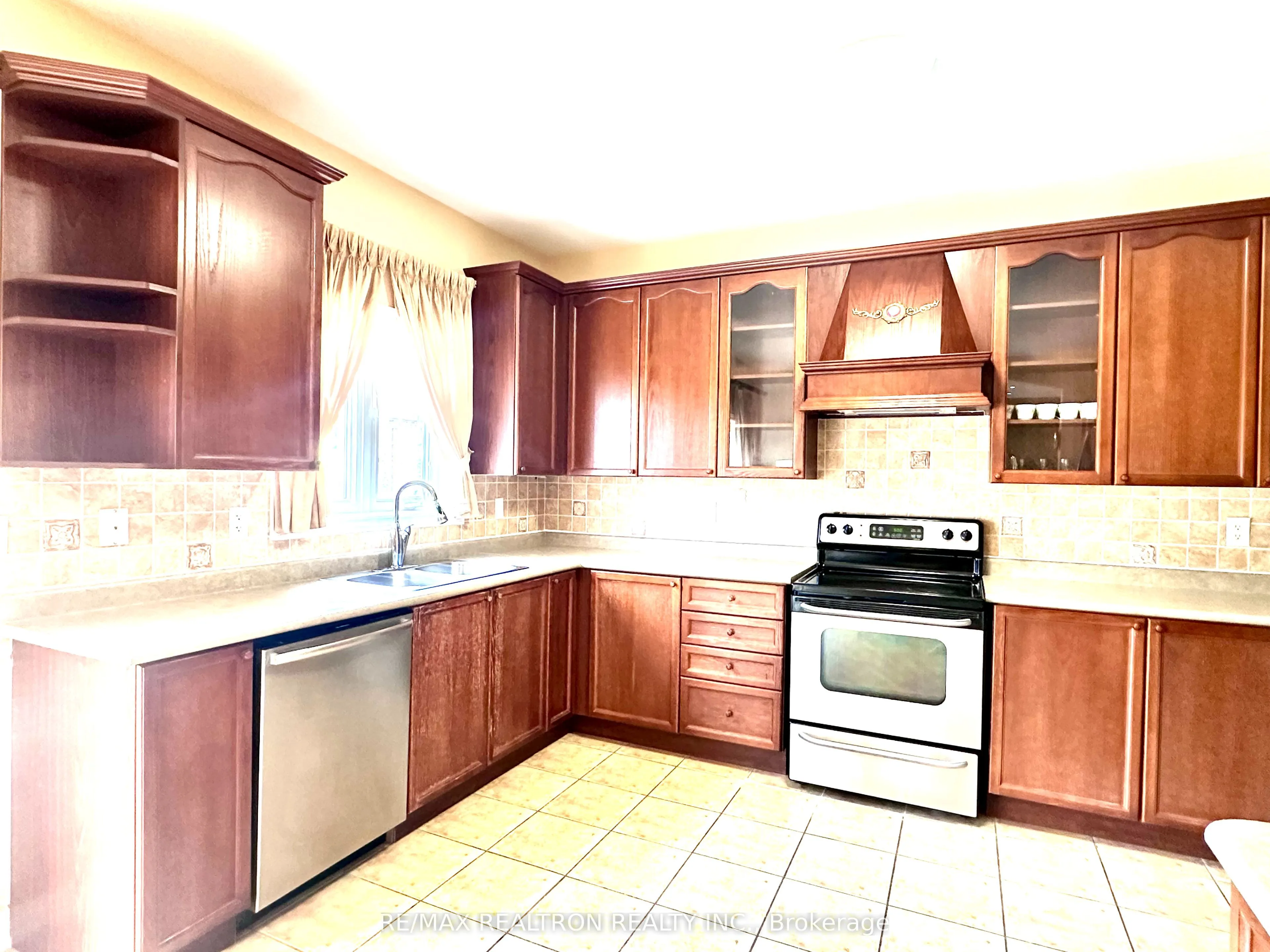 373 Tower Hill Road