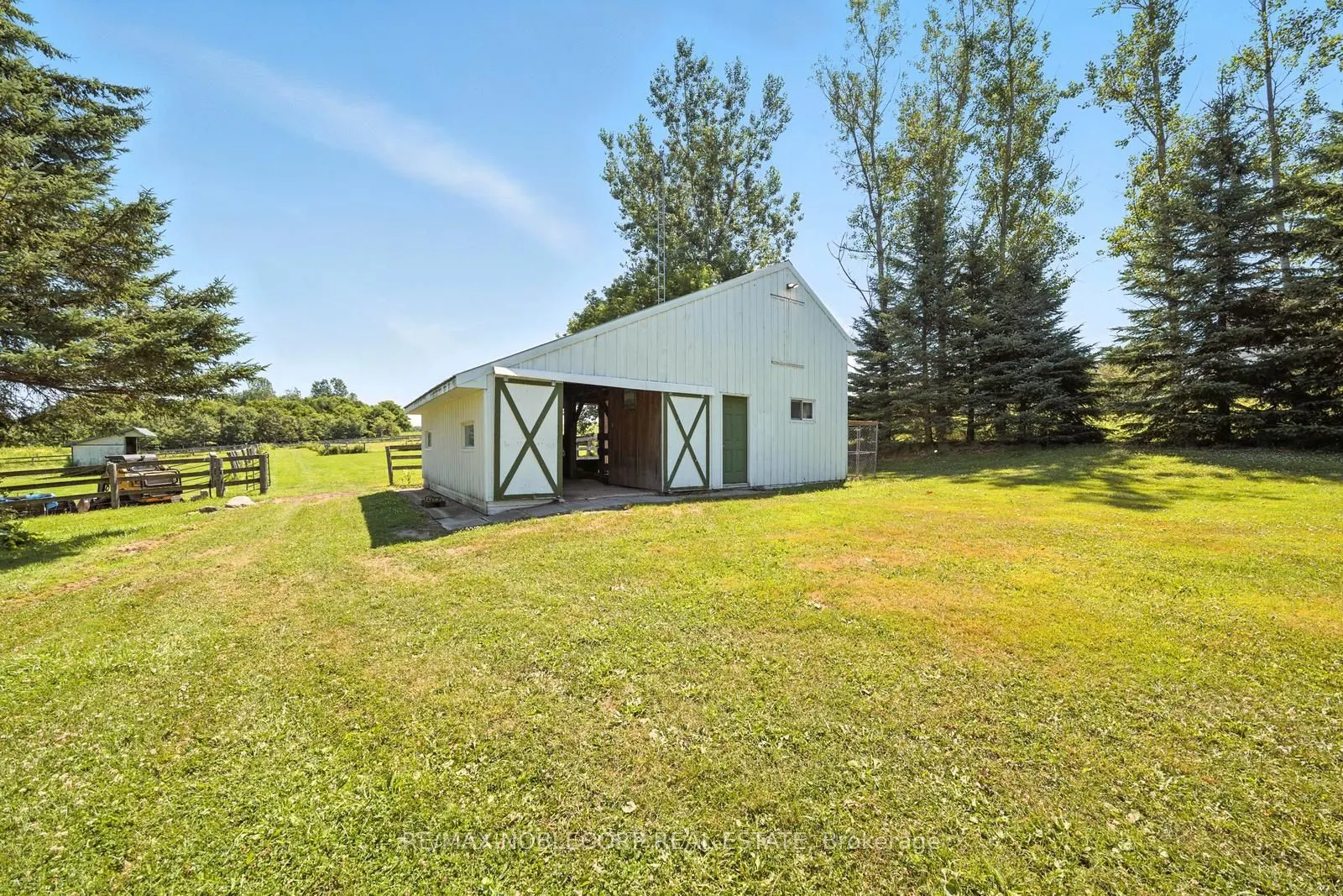 2037 15th Side Road