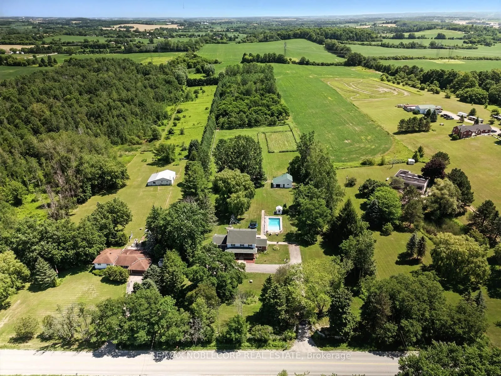 2037 15th Side Road