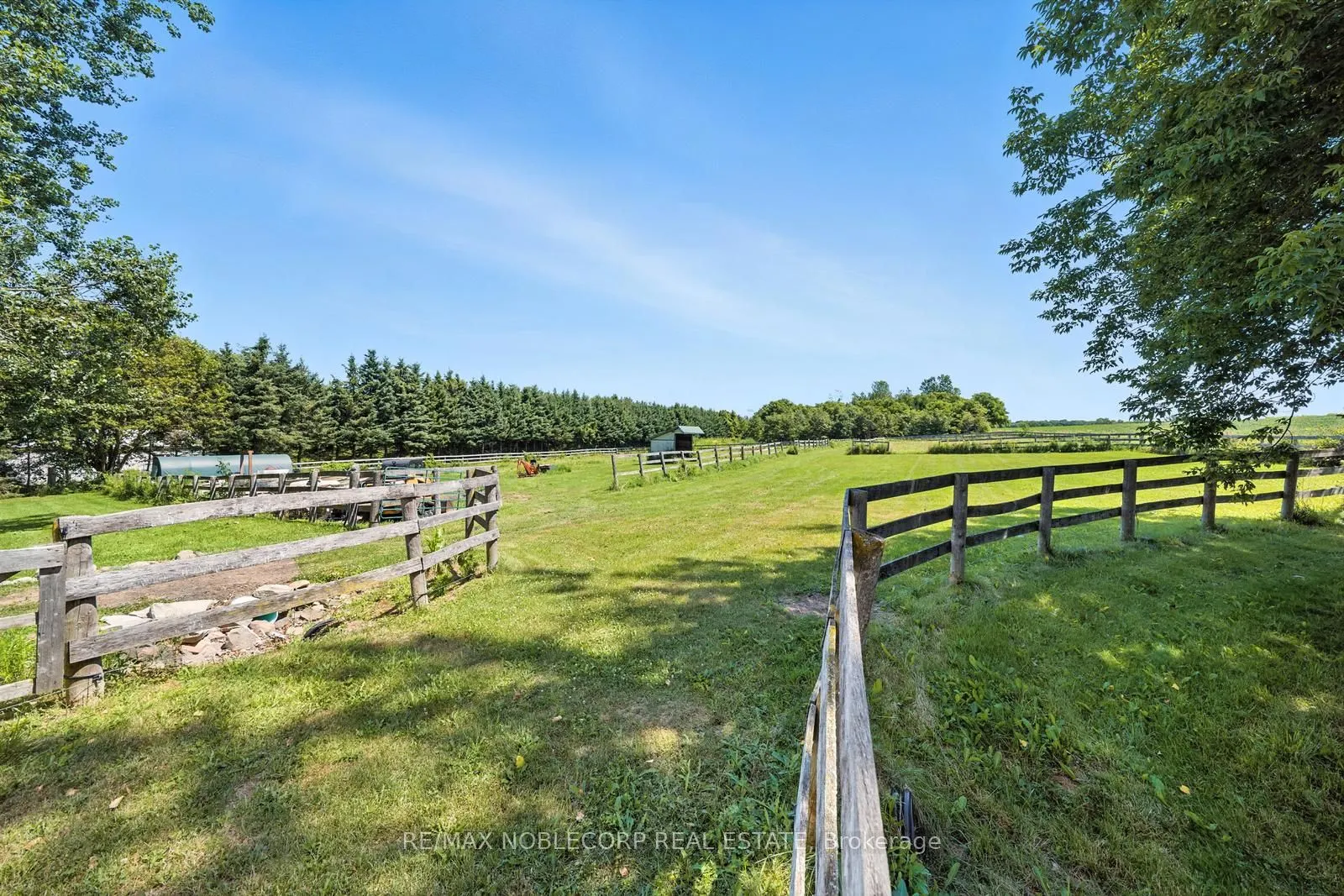 2037 15th Side Road