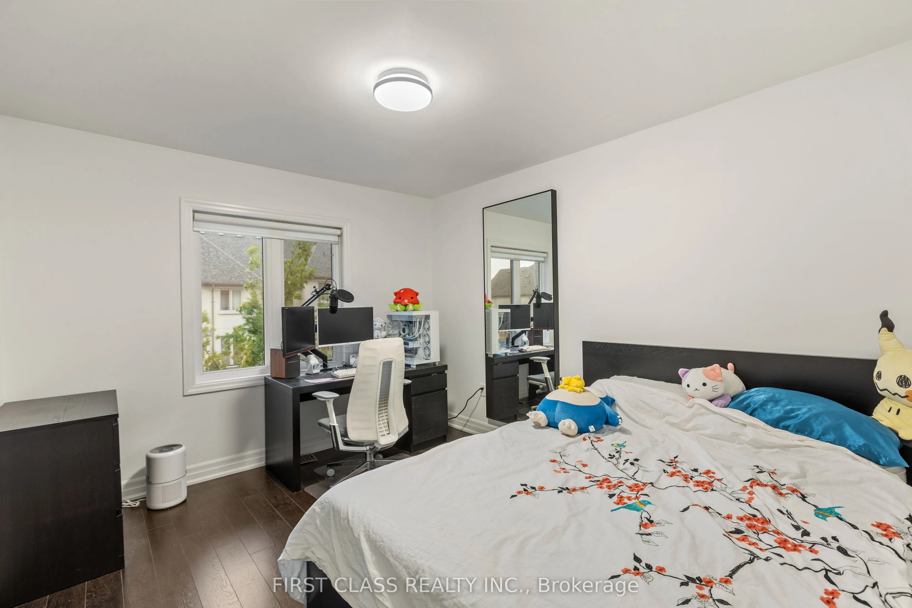 80 North Park Road, #15