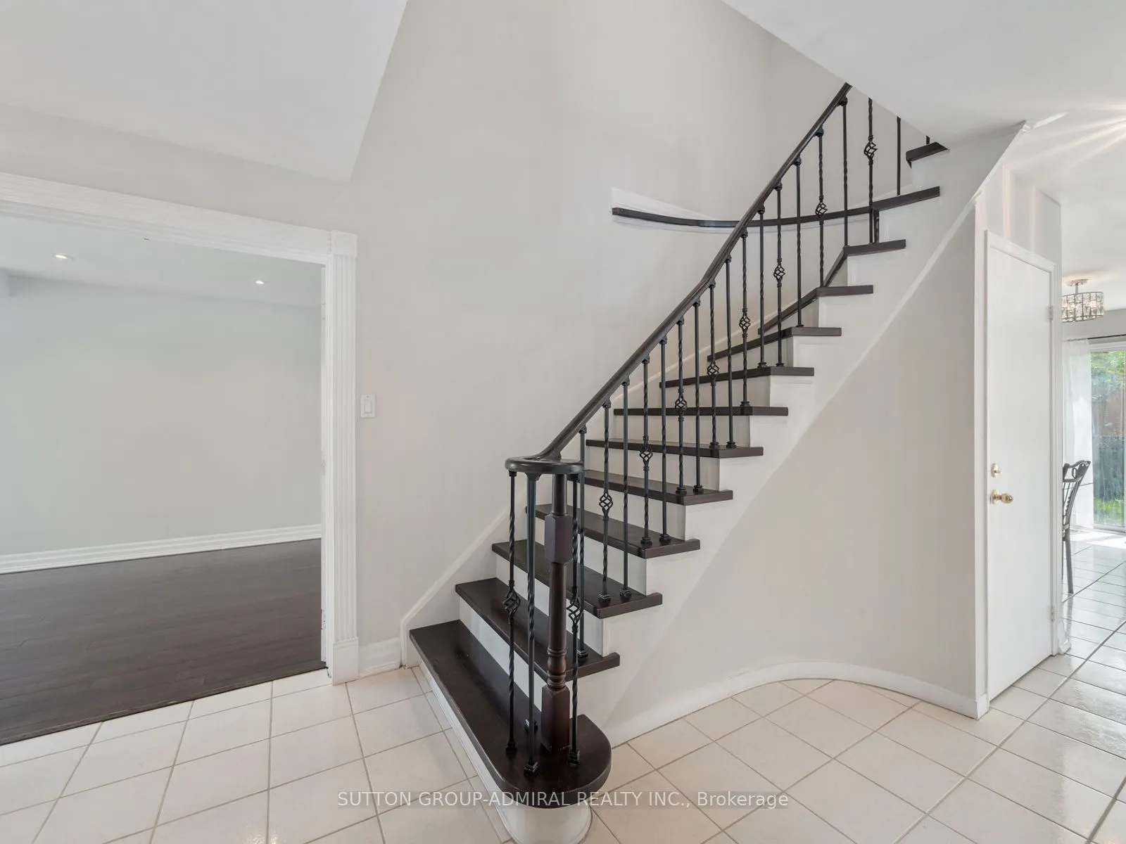 280 Bernard Avenue