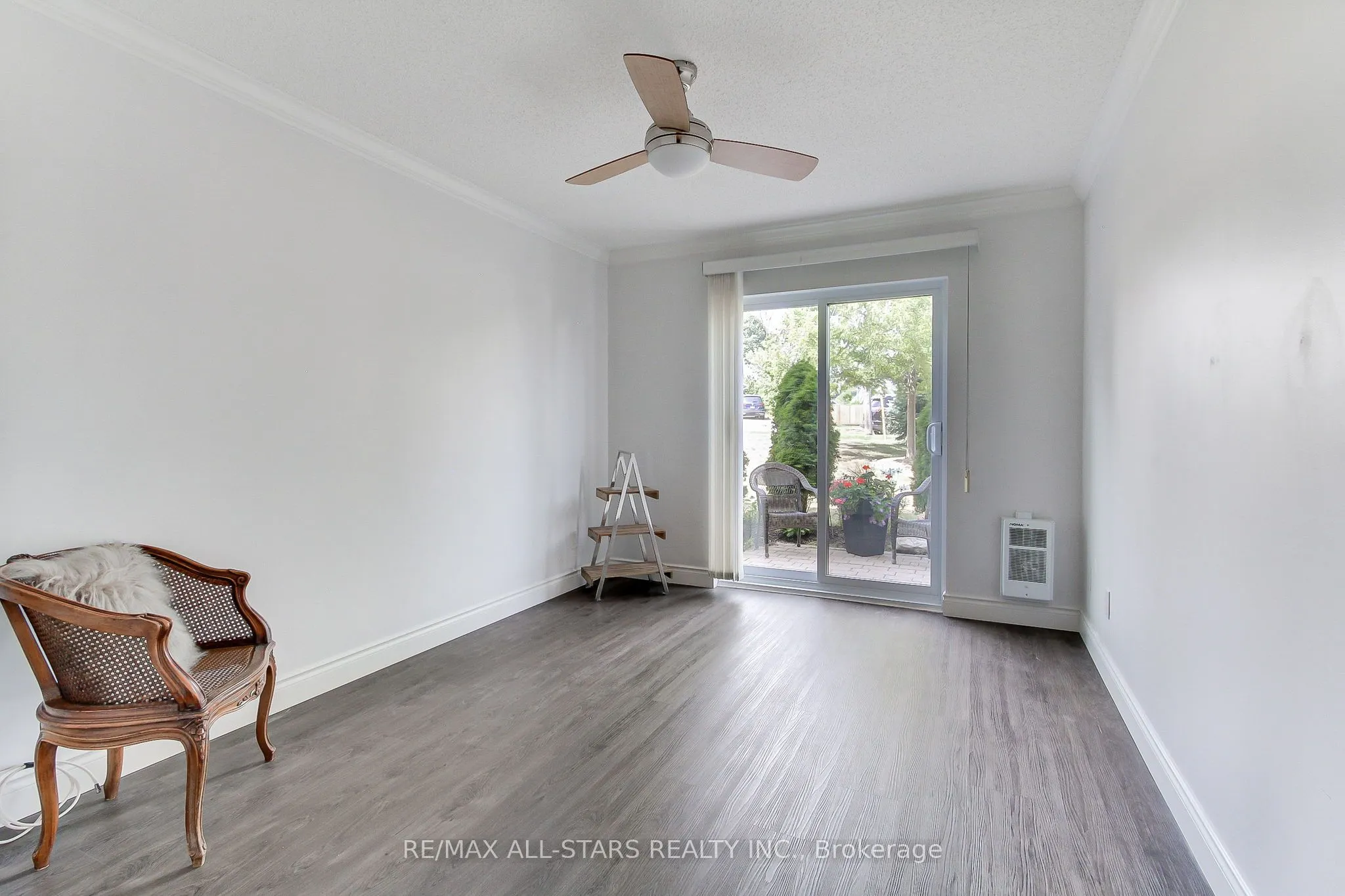 41 Ash Street, #103
