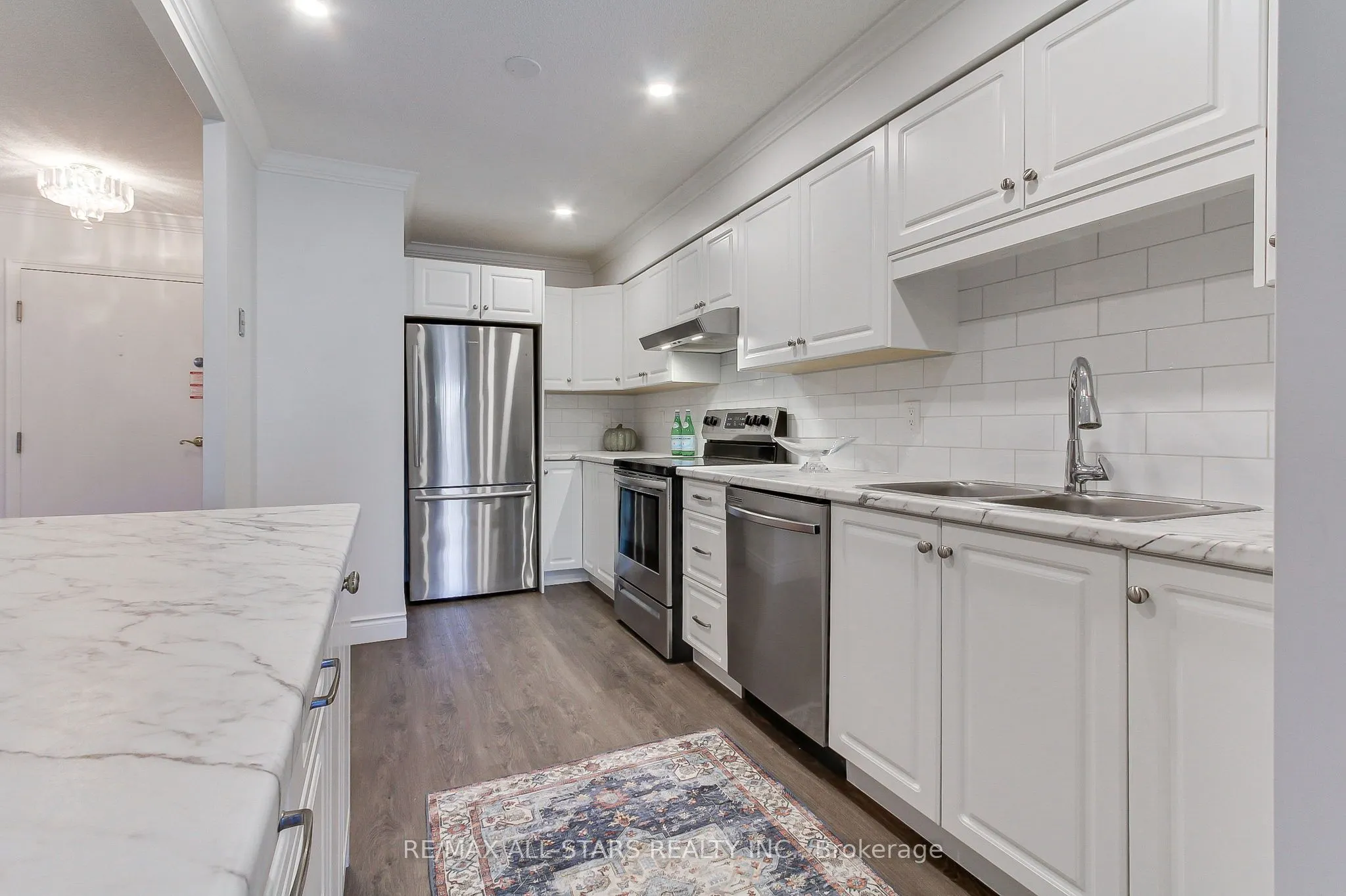 41 Ash Street, #103