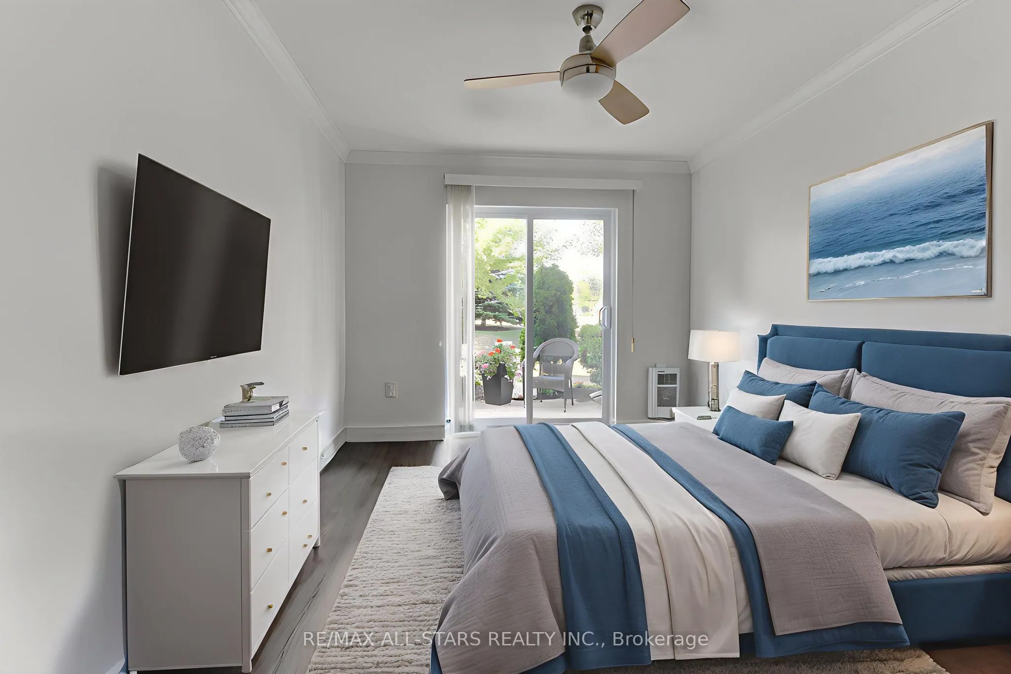 41 Ash Street, #103