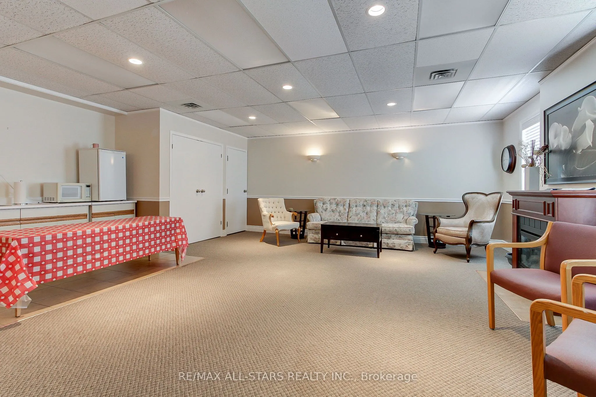 41 Ash Street, #103