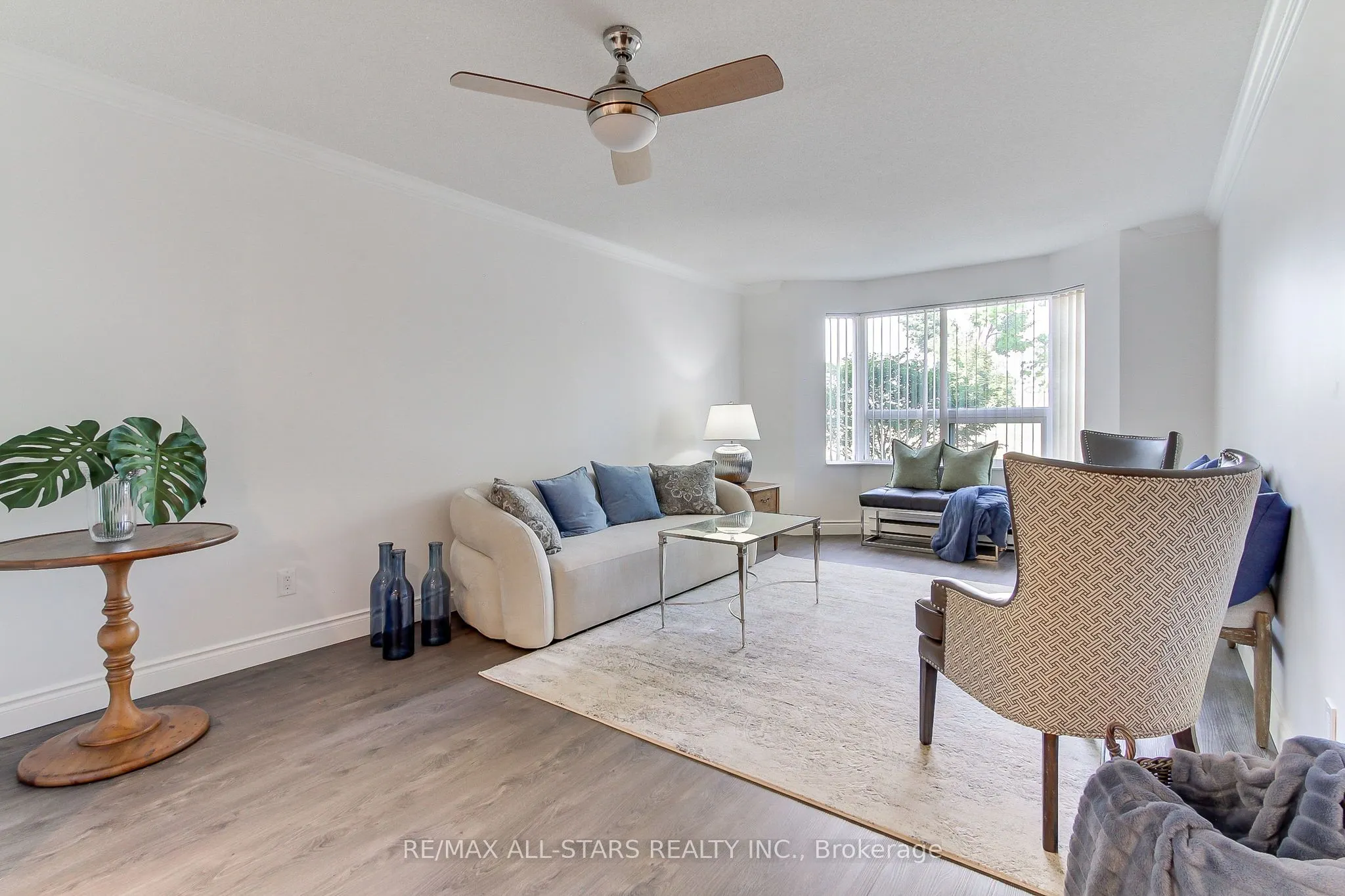 41 Ash Street, #103