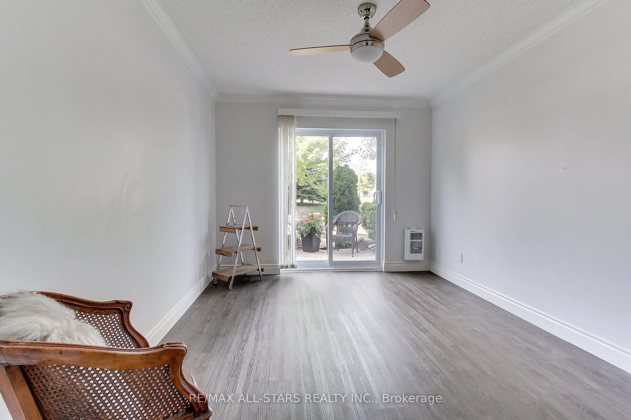 41 Ash Street, #103