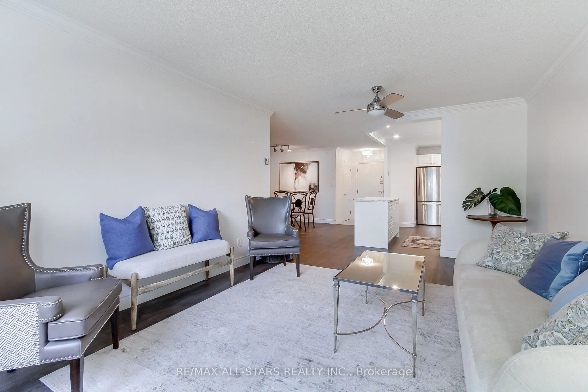 41 Ash Street, #103