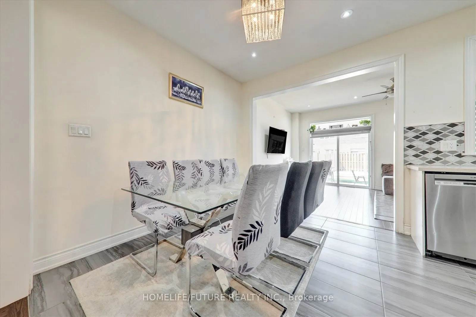 52 Mohandas Drive