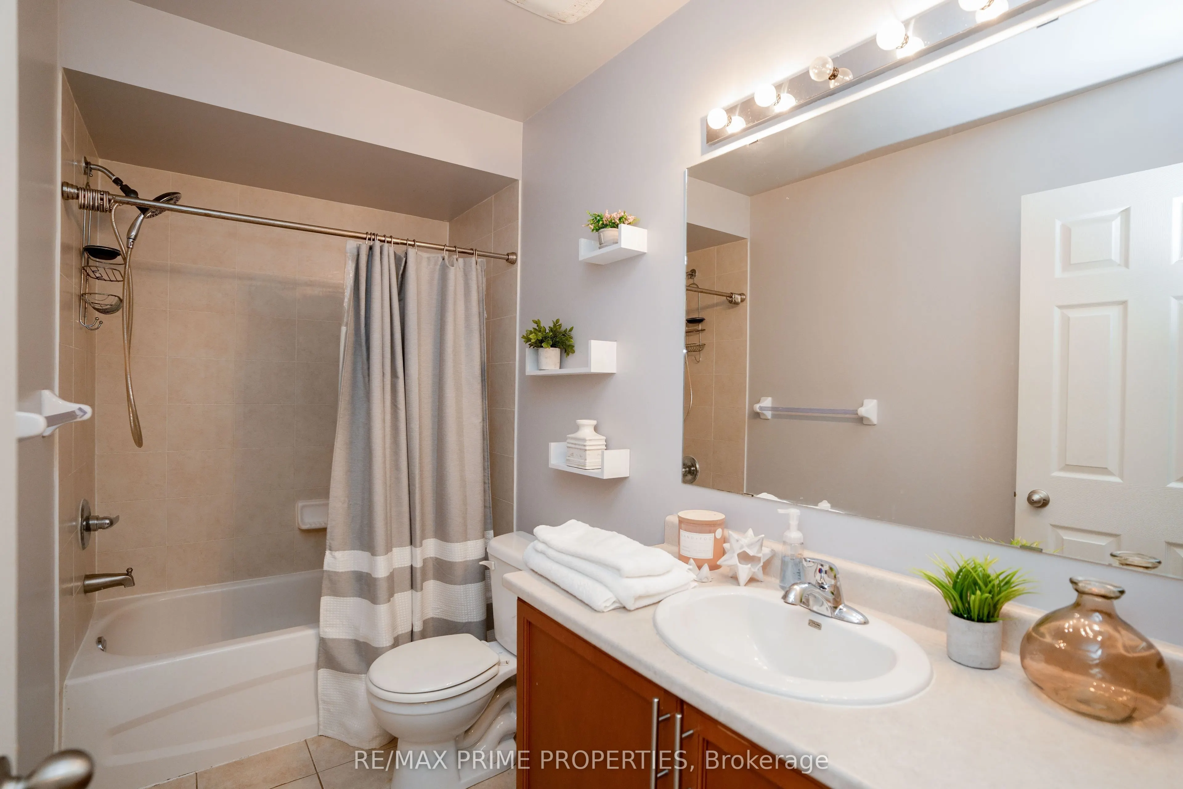47 Edwin Pearson Street, #23