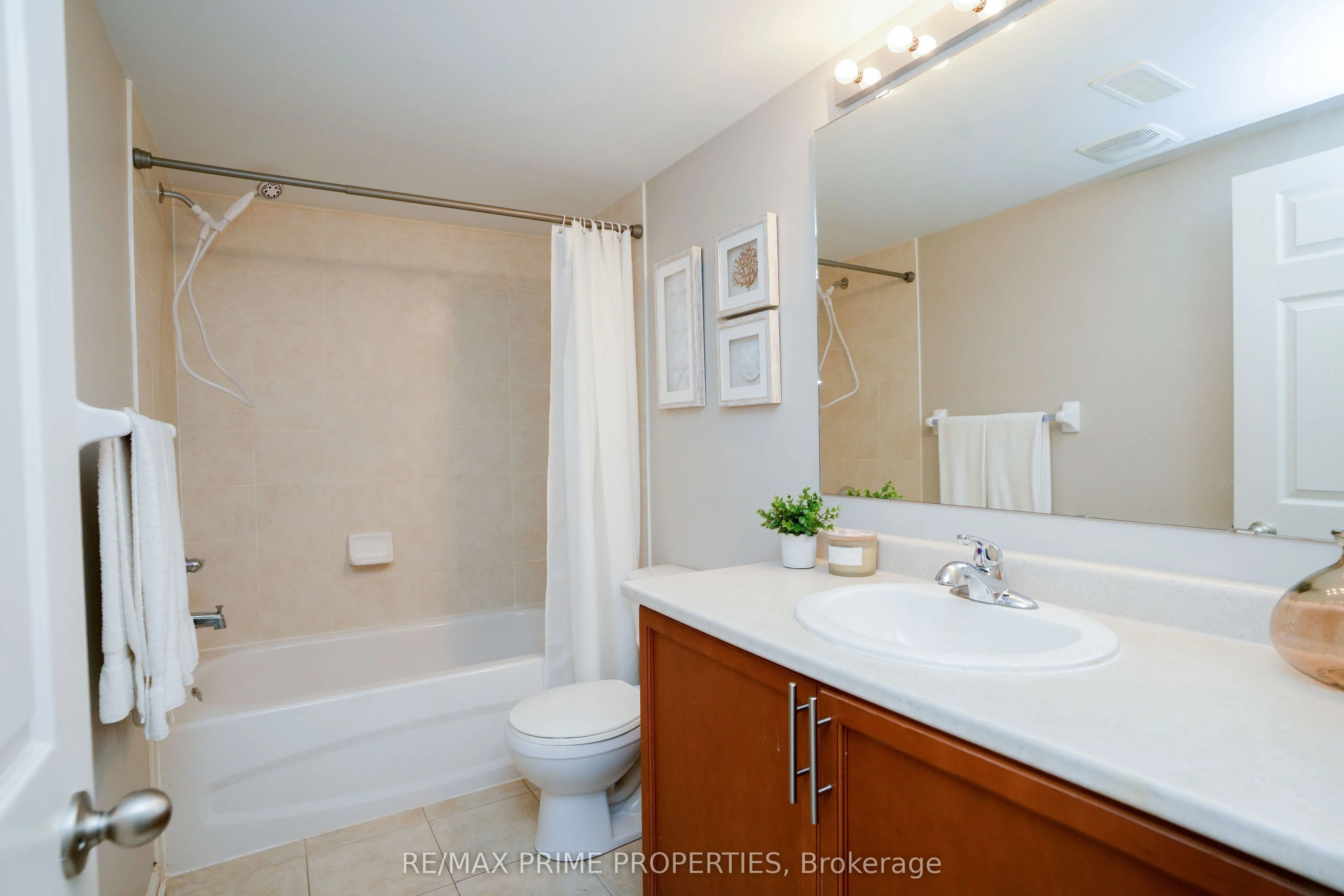 47 Edwin Pearson Street, #23