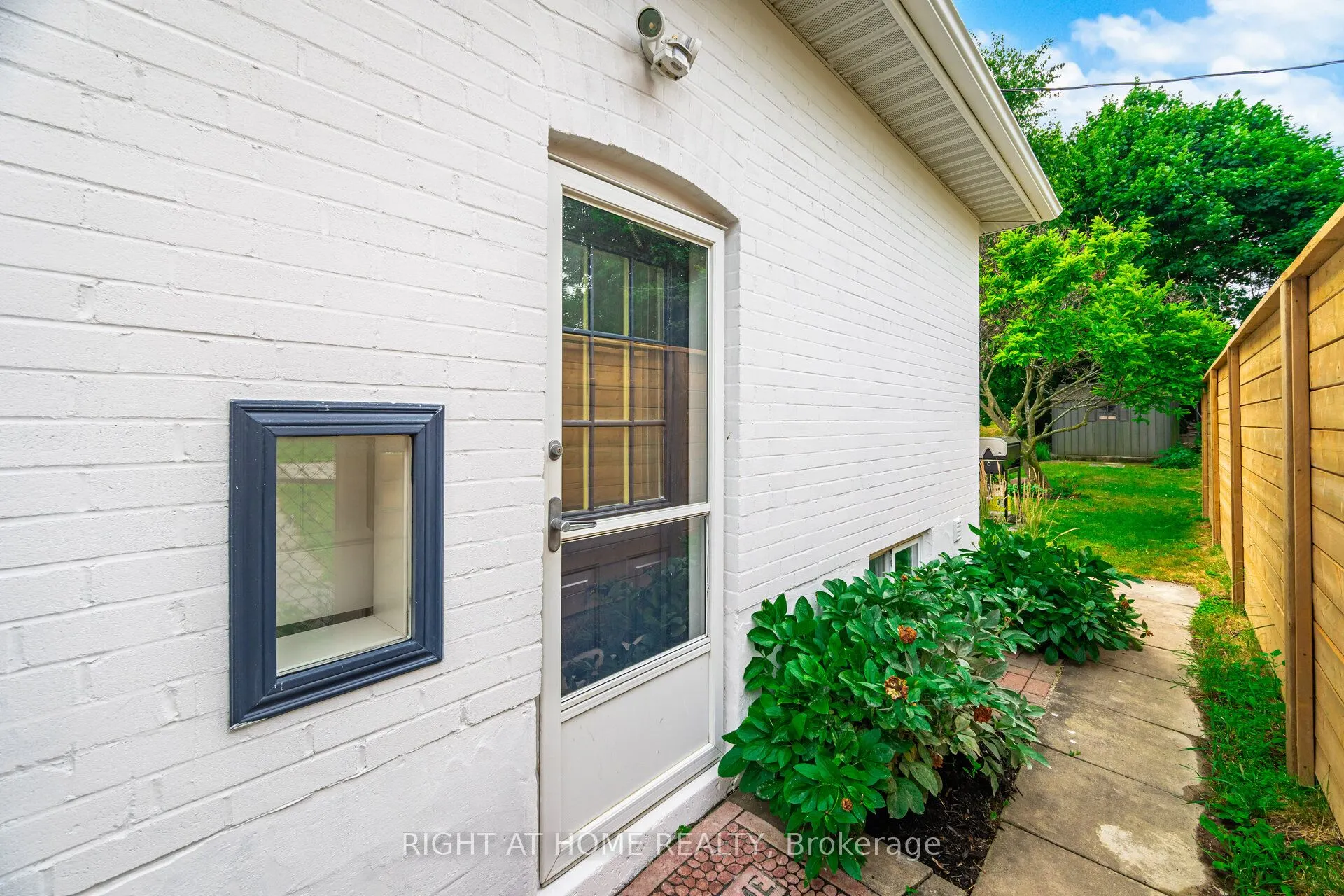 15 Kemano Road