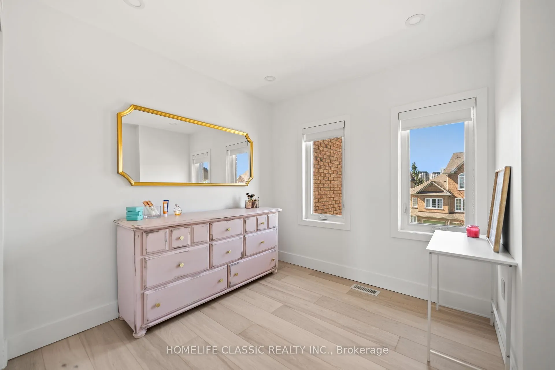 14 Larissa Court, #7