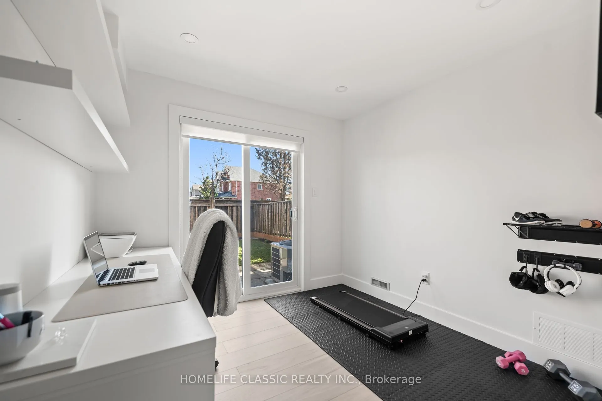 14 Larissa Court, #7
