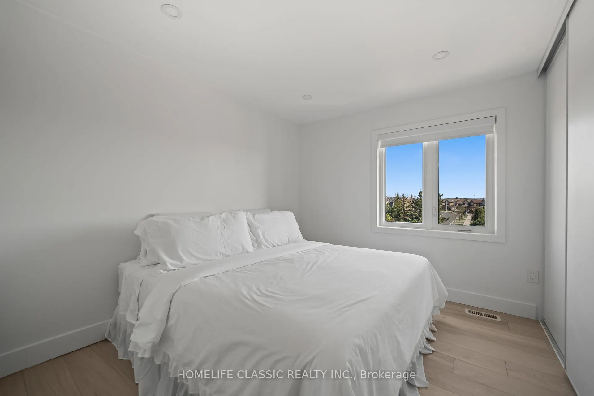 14 Larissa Court, #7