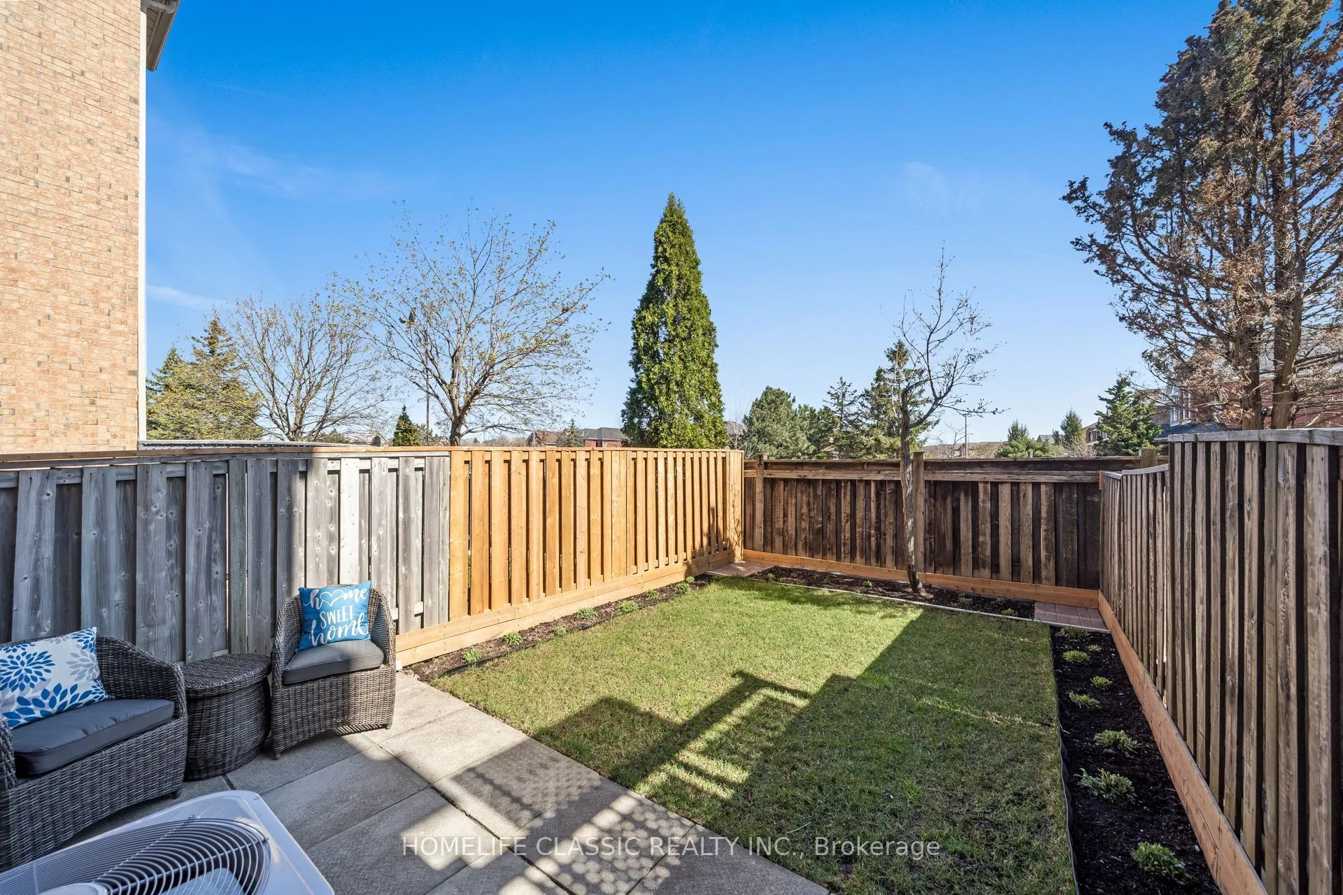 14 Larissa Court, #7