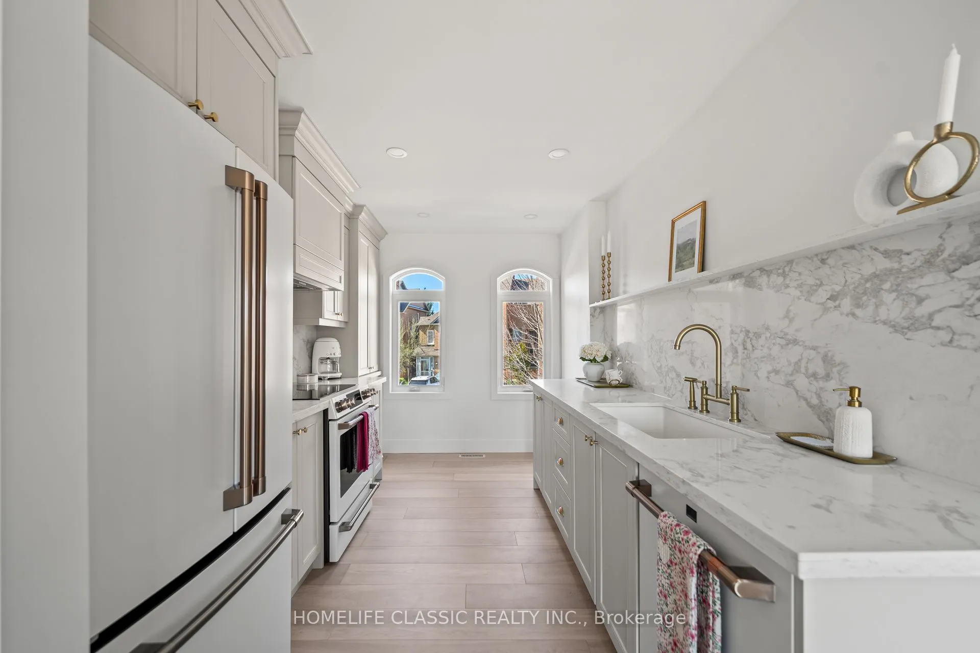 14 Larissa Court, #7