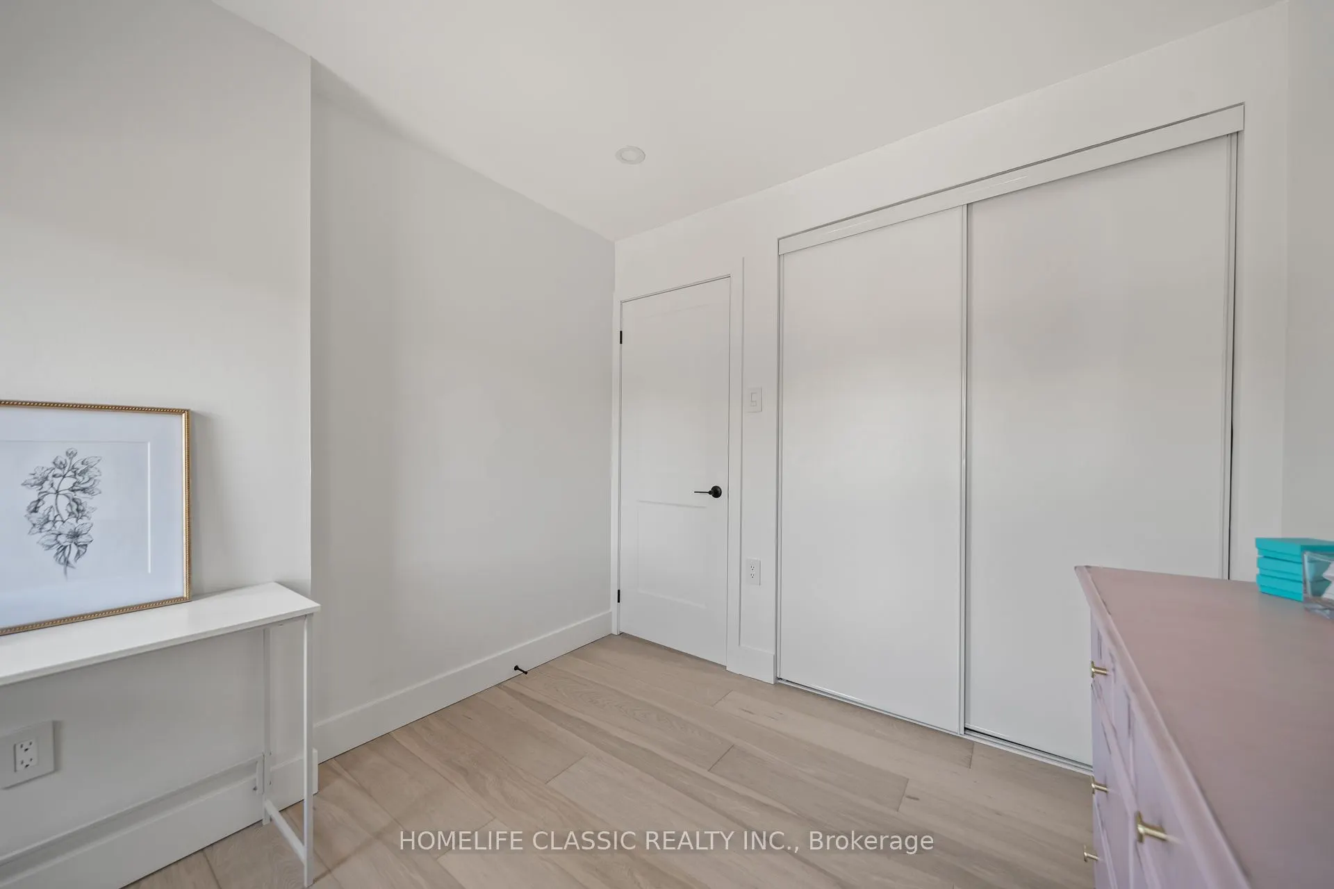 14 Larissa Court, #7