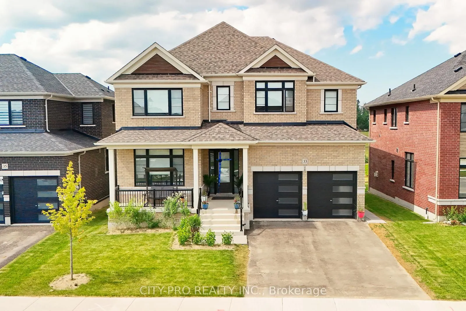33 Sparrow Way