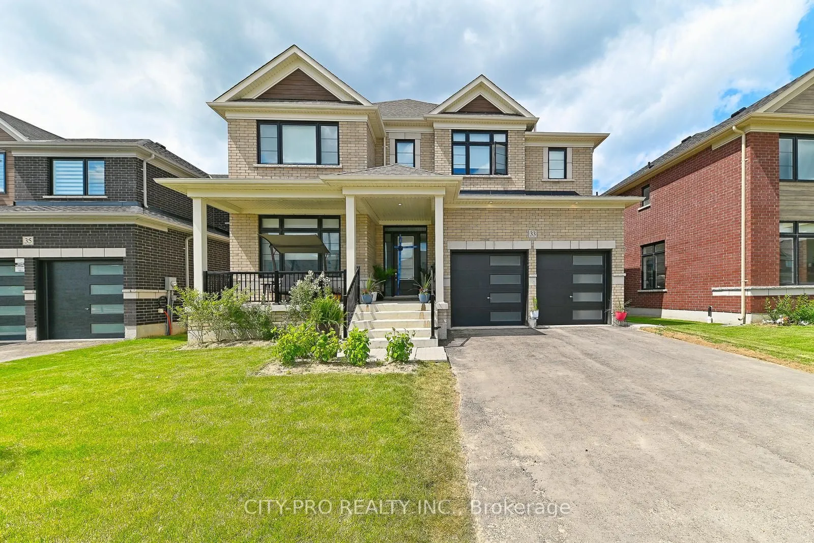 33 Sparrow Way