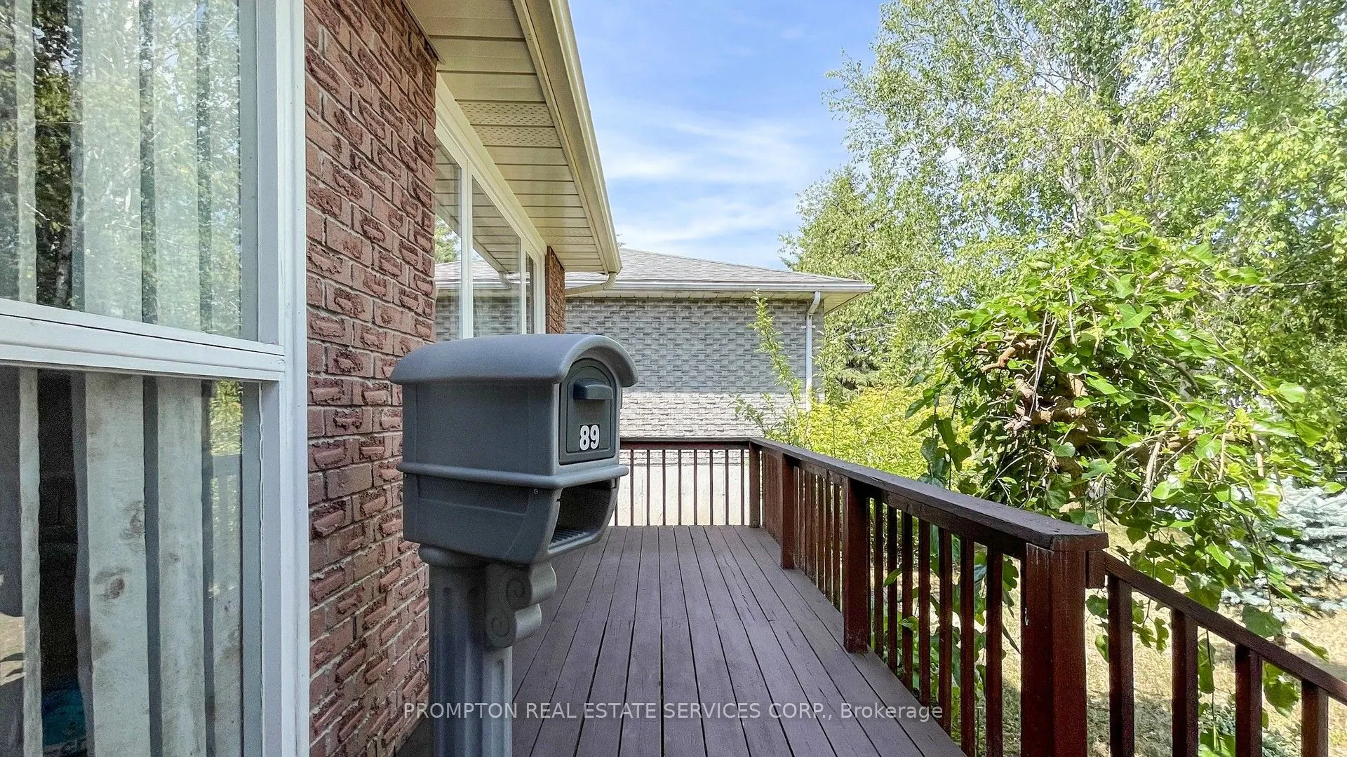 89 Riverglen Drive