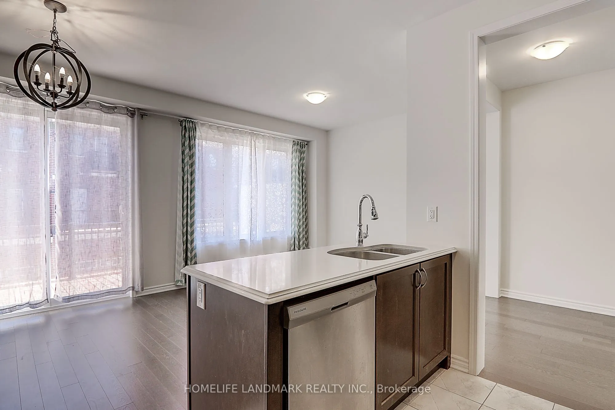 55 Casely Avenue