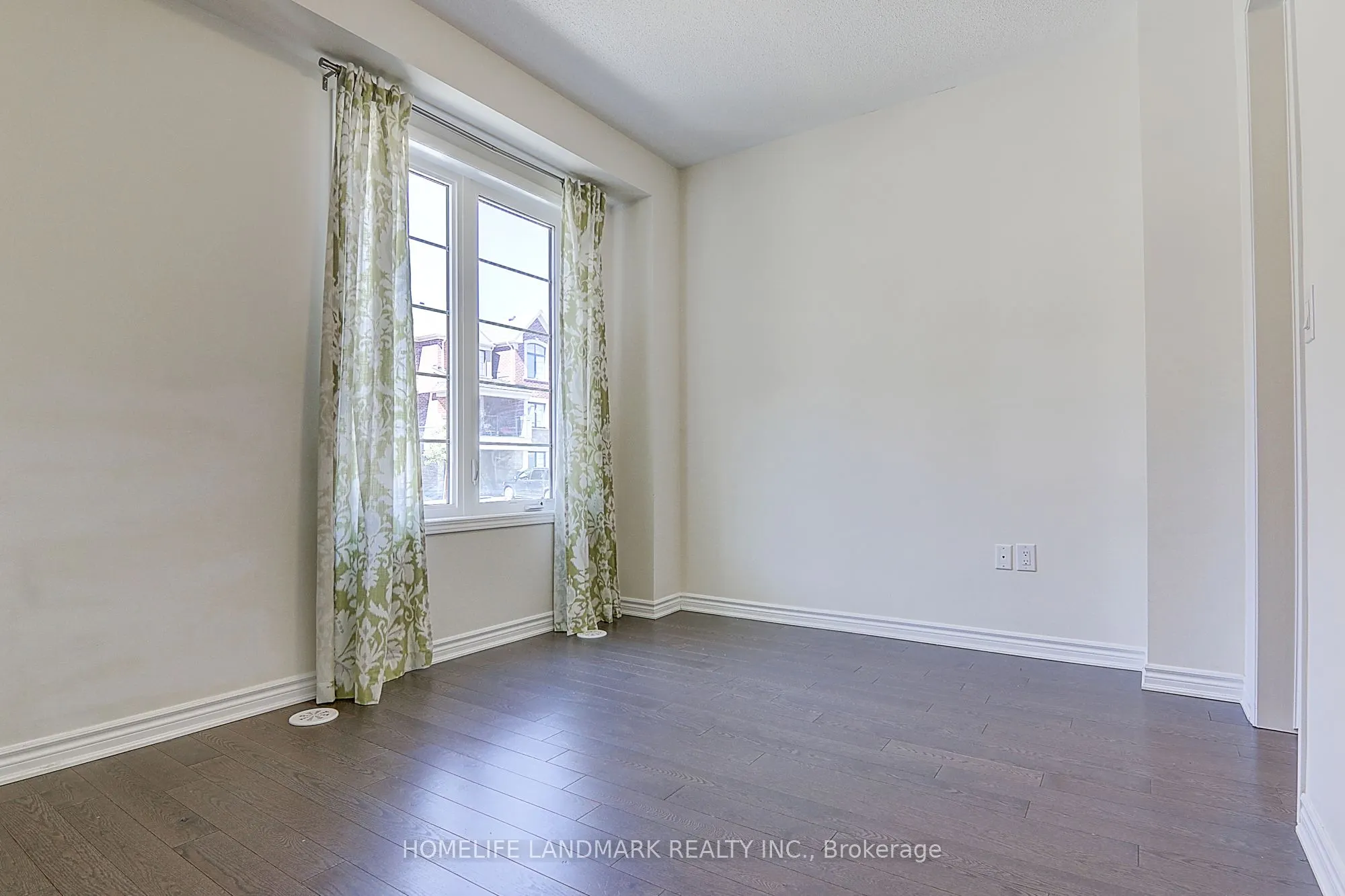 55 Casely Avenue