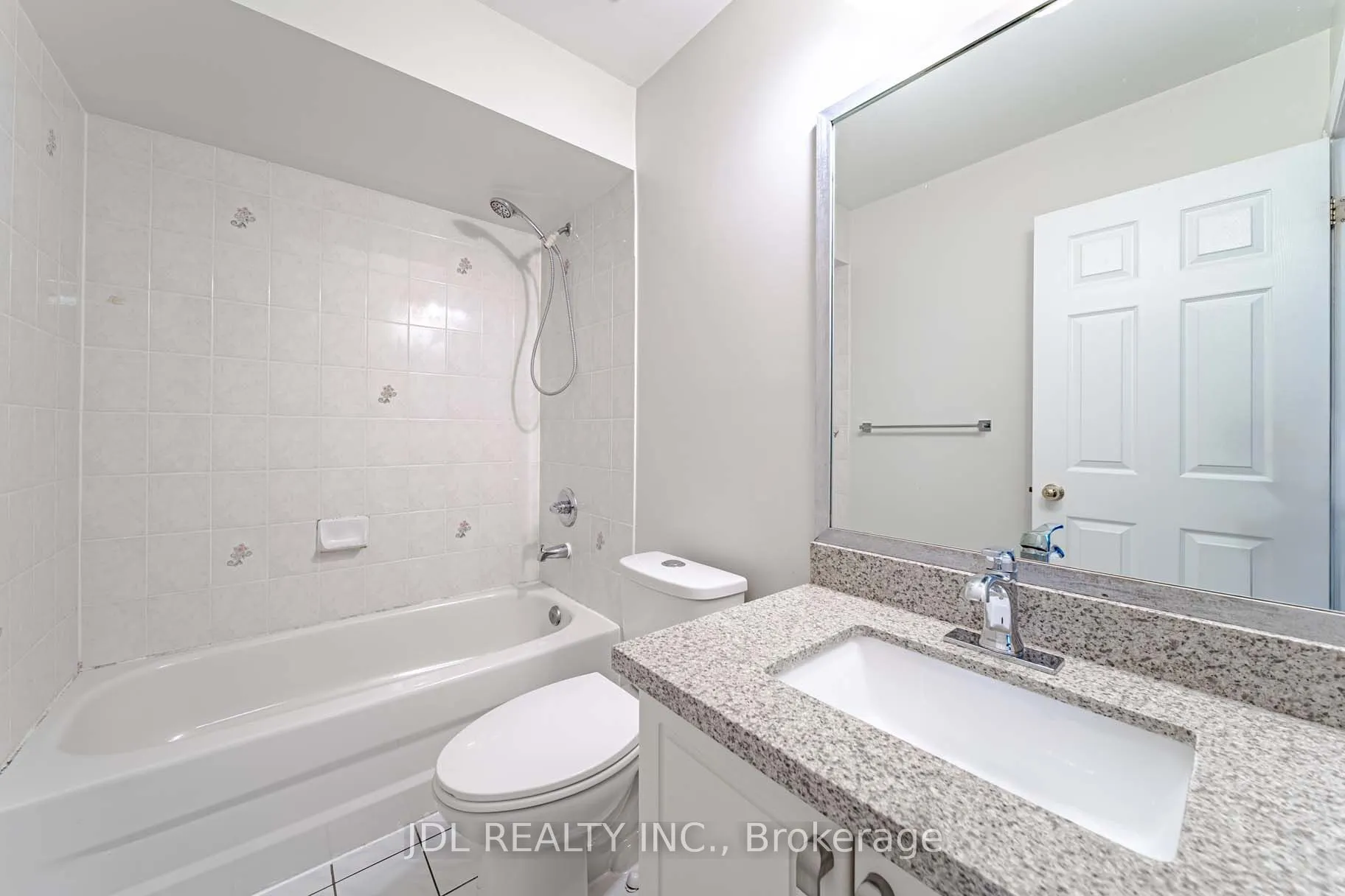164 Galleria Parkway