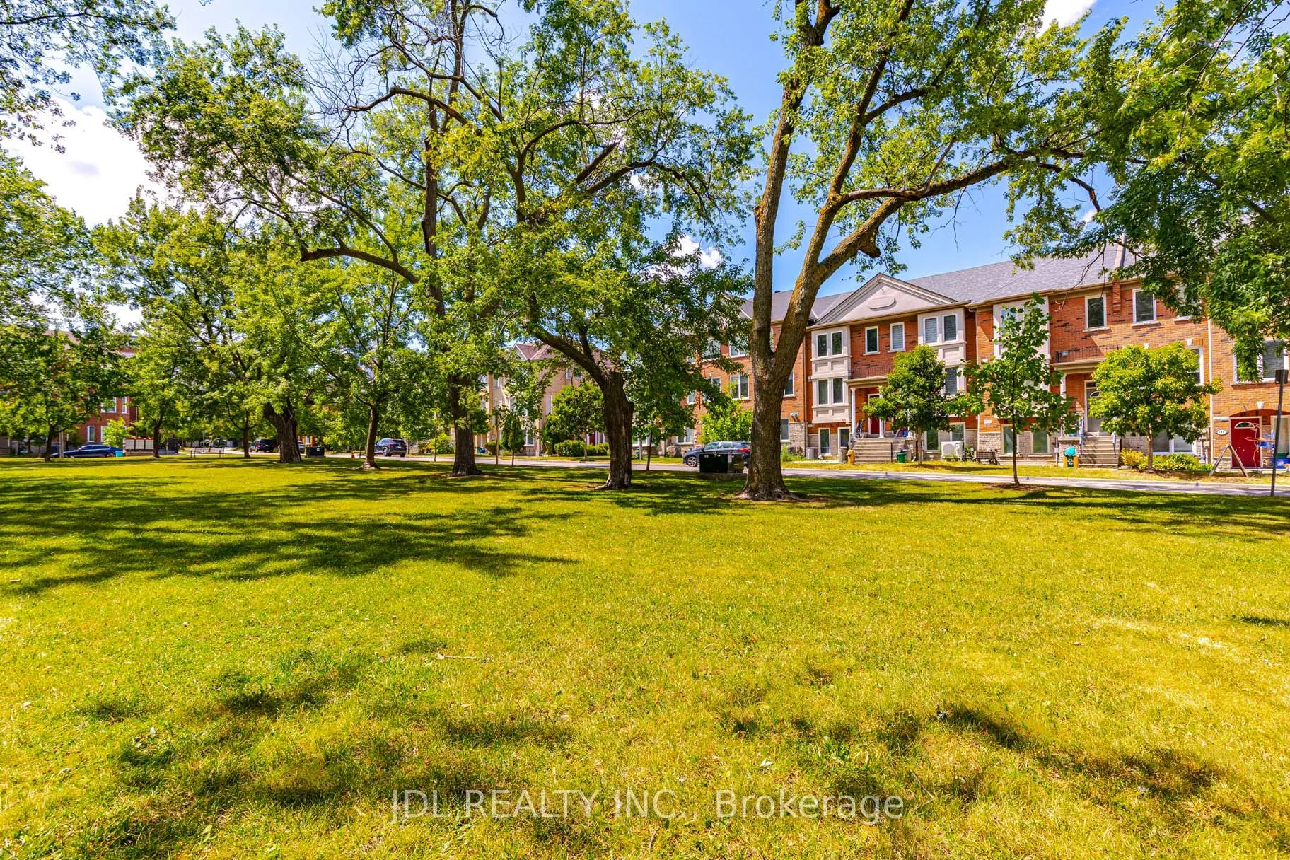 164 Galleria Parkway
