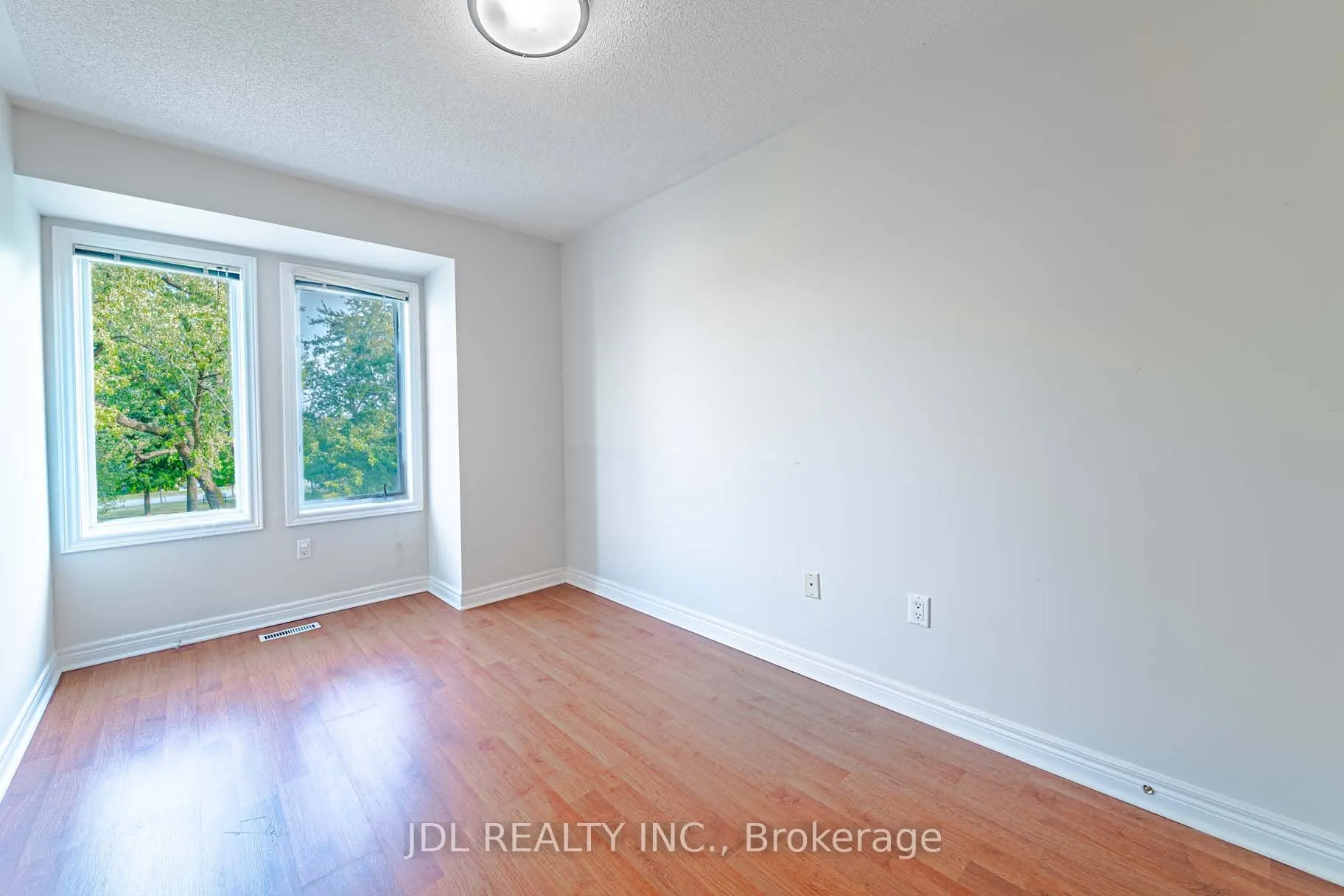 164 Galleria Parkway