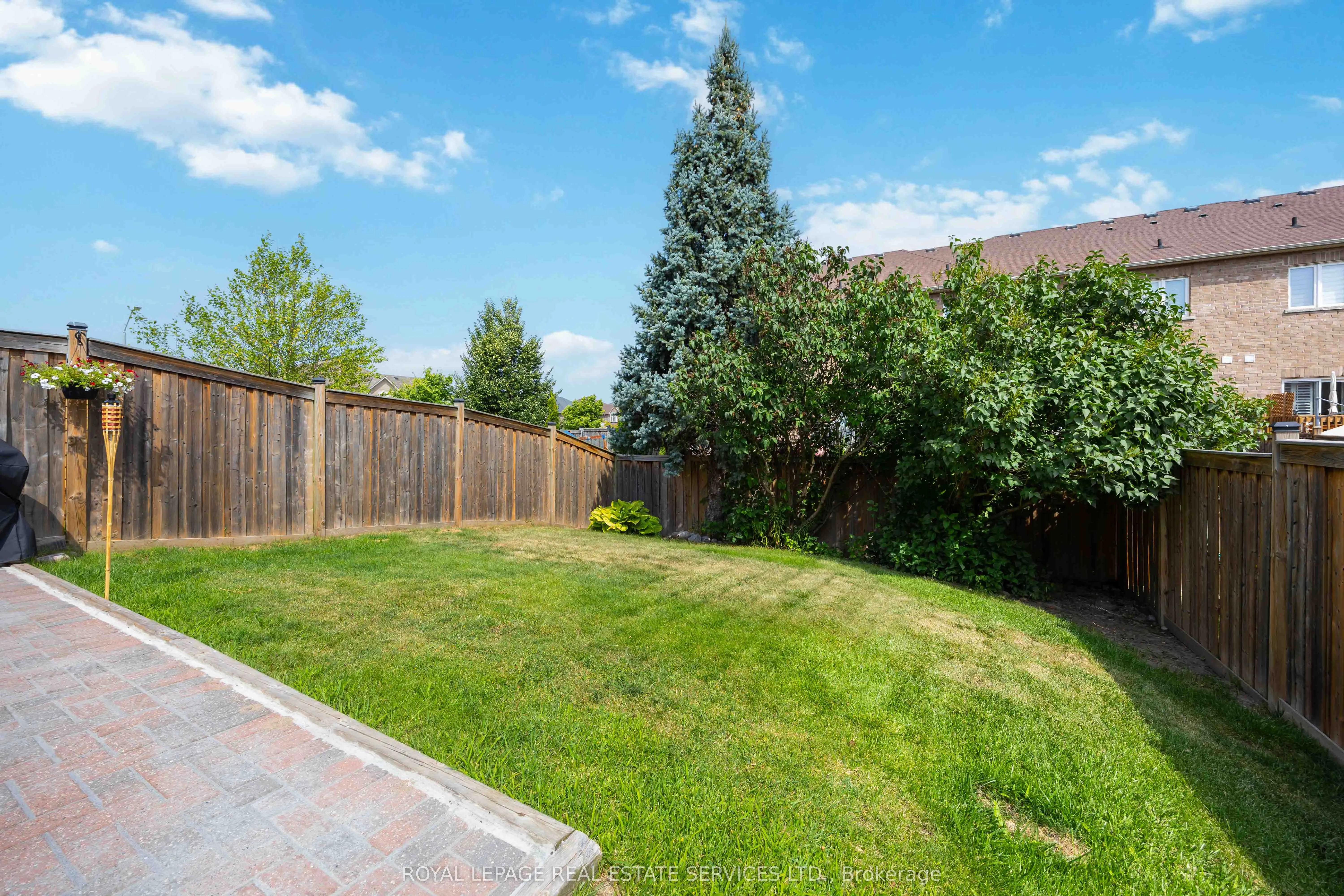 90 Breeze Drive