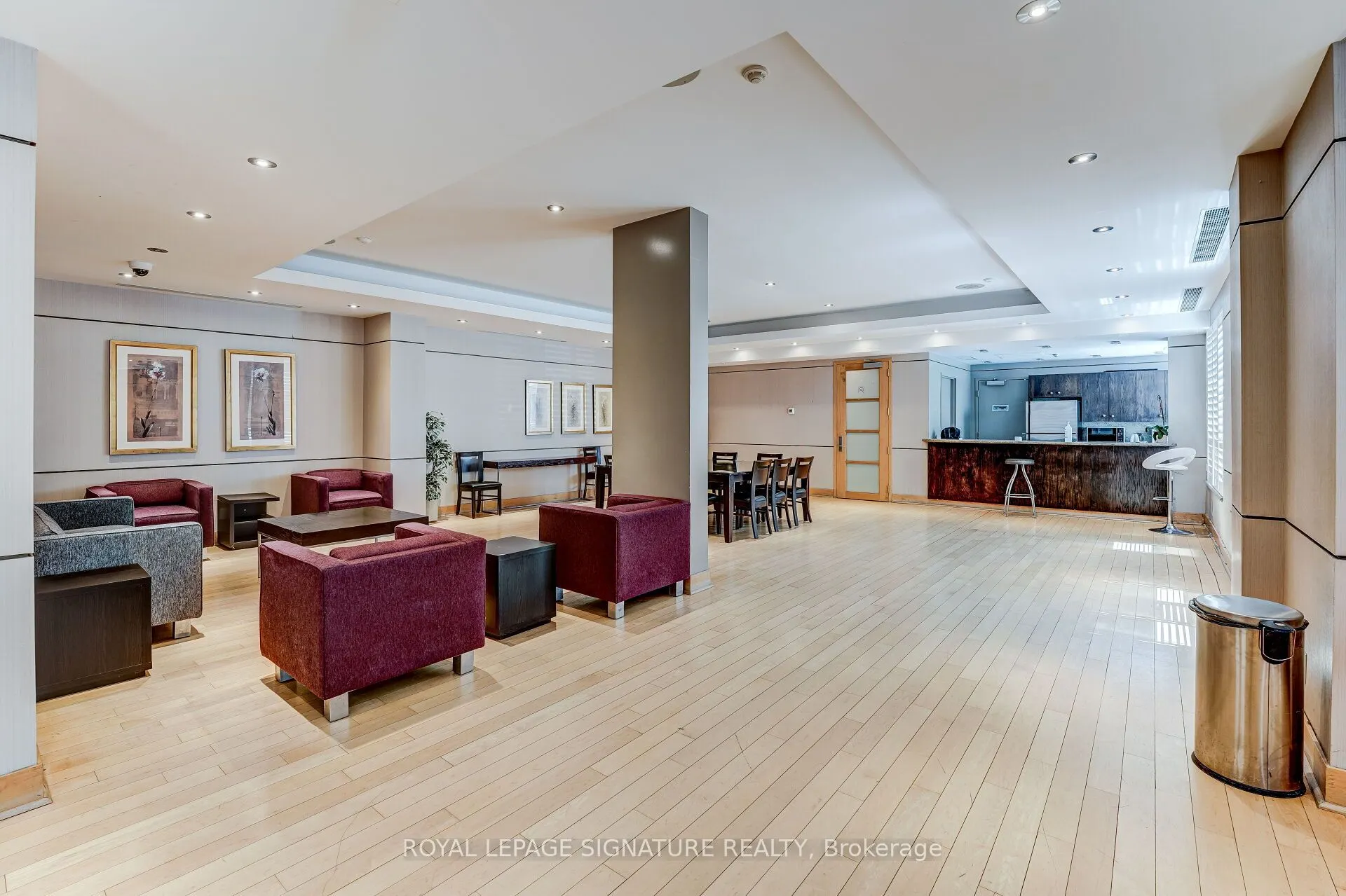 62 Suncrest Boulevard, #610