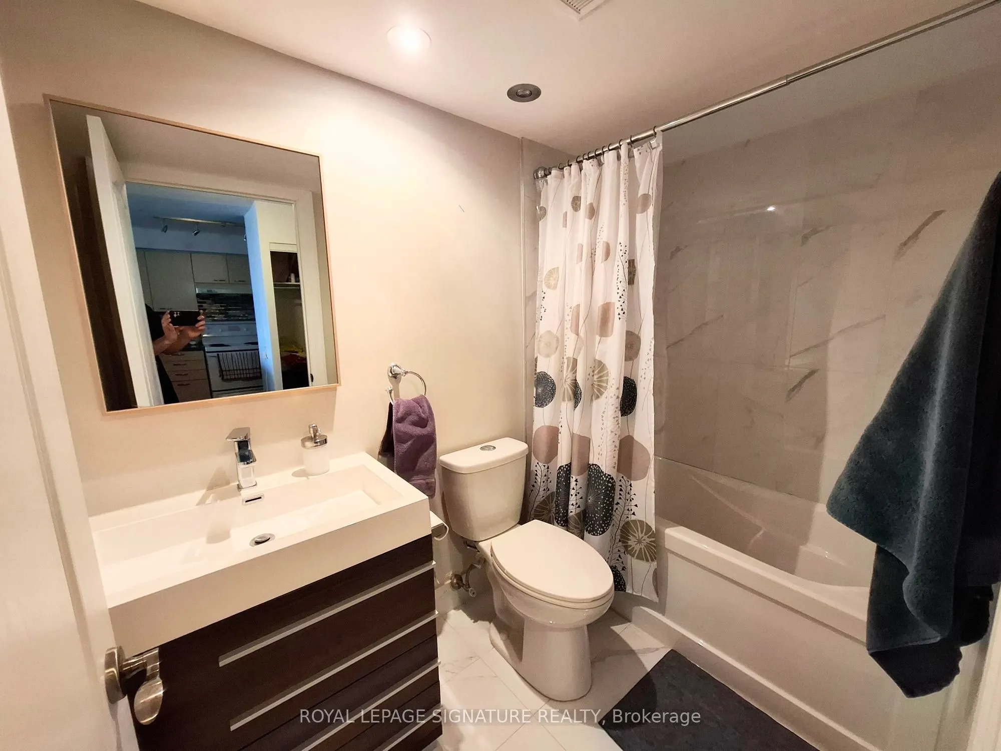 62 Suncrest Boulevard, #610