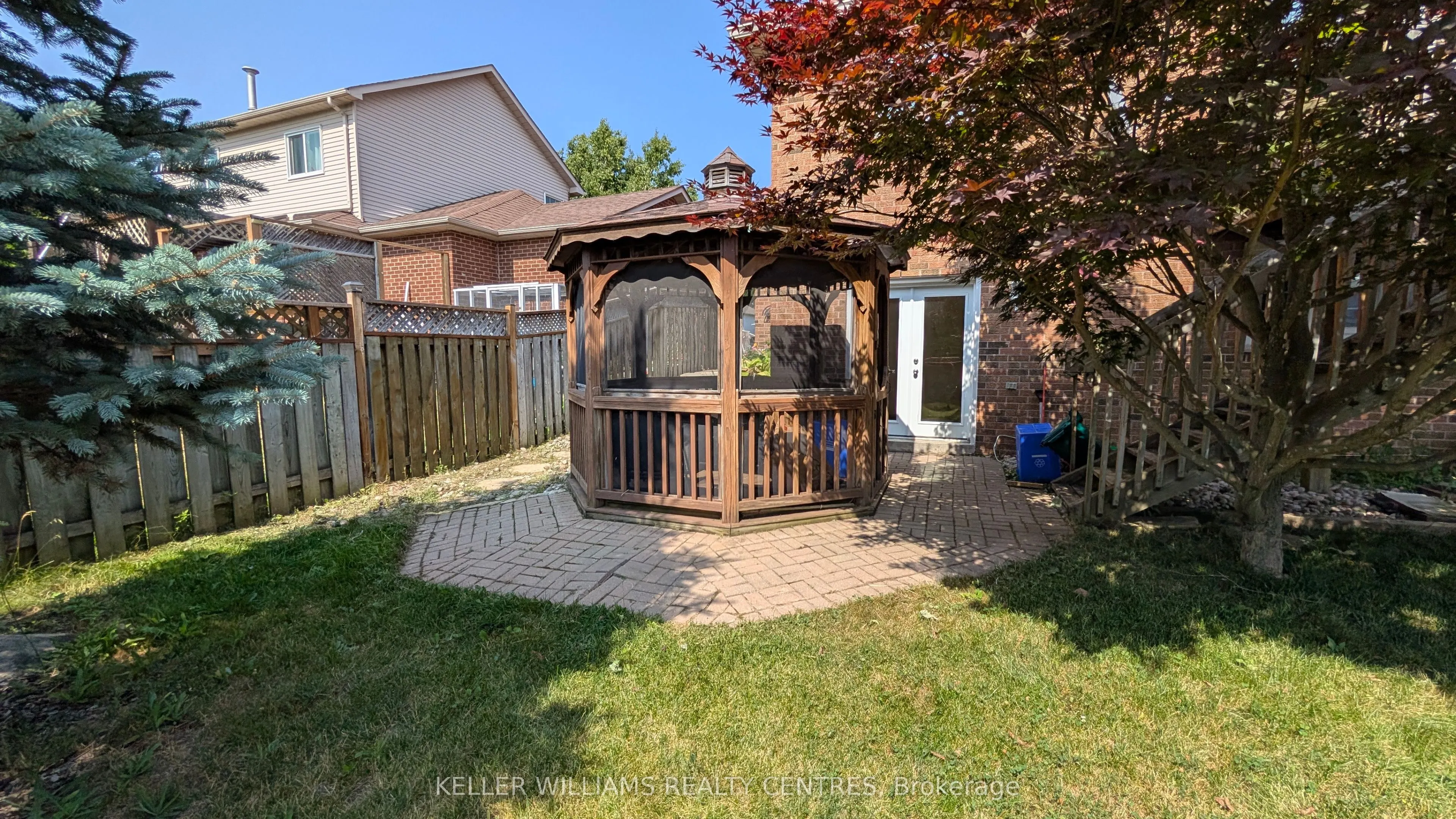 96 Carrick Avenue, #LOWER