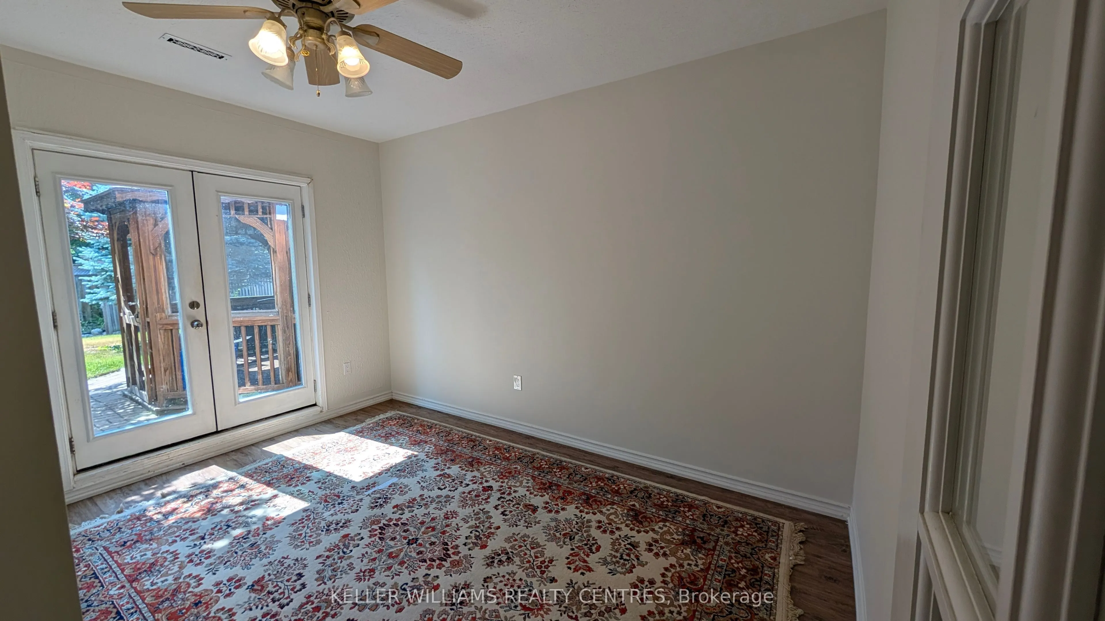 96 Carrick Avenue, #LOWER