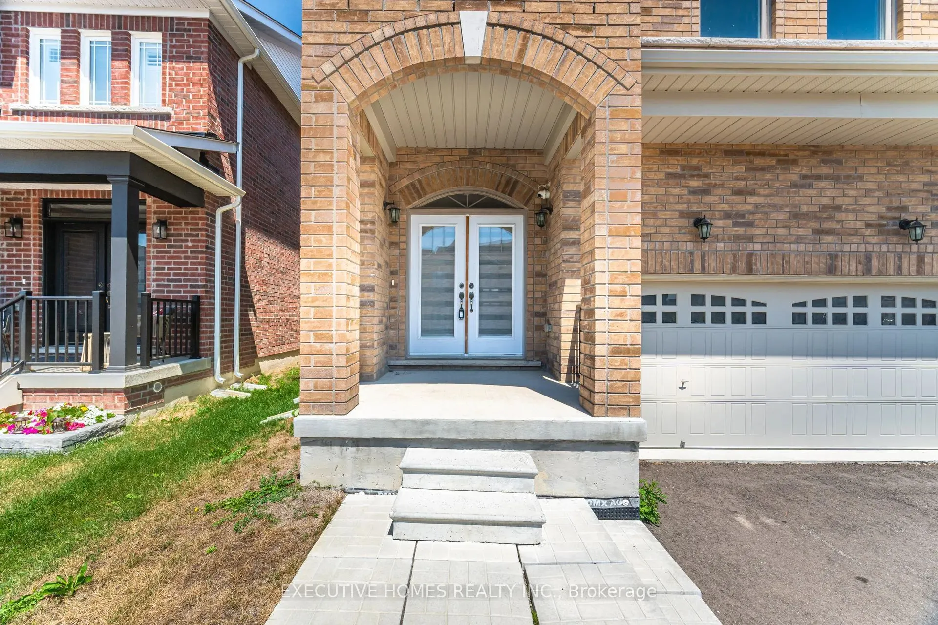 6 Mac Campbell Way