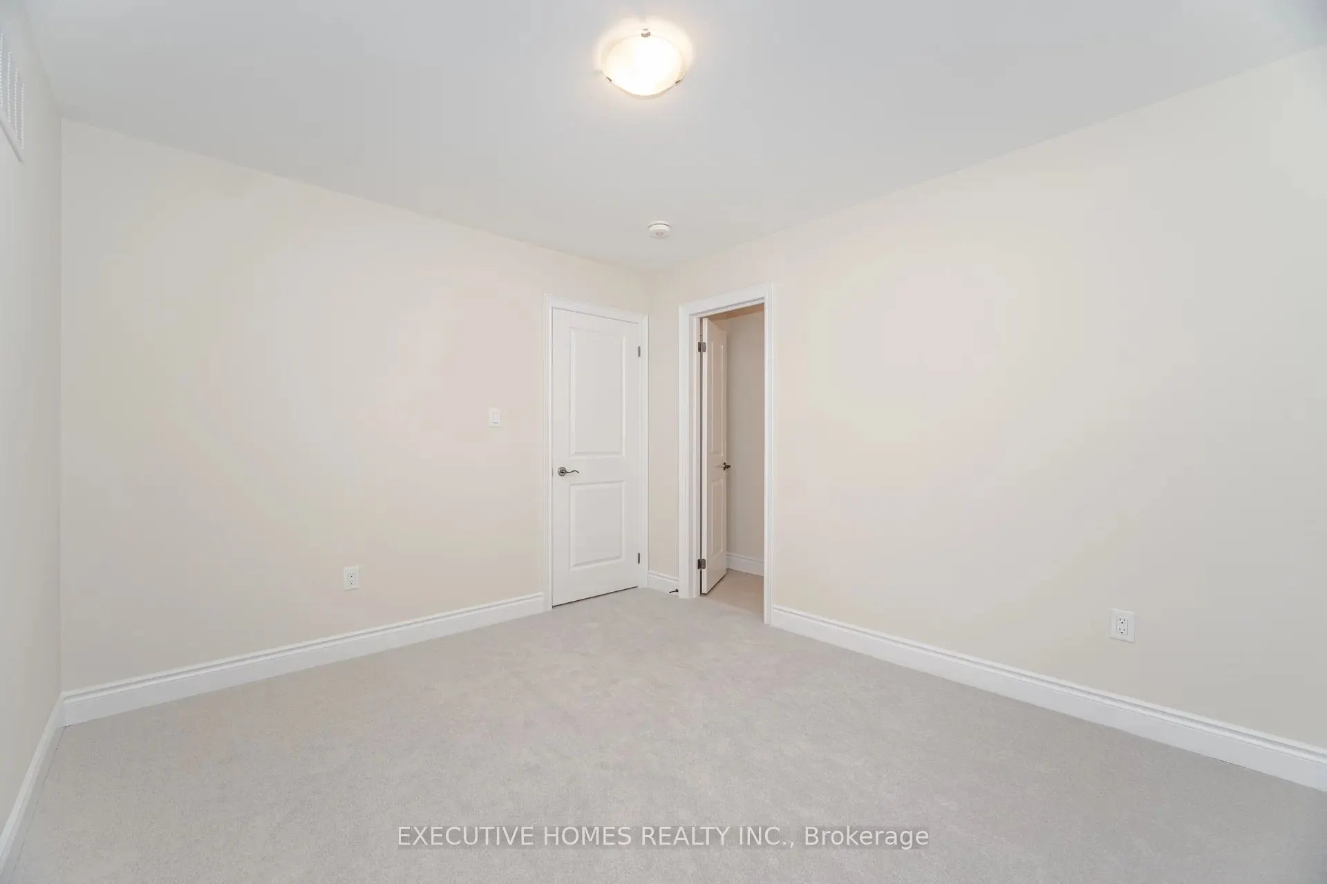 6 Mac Campbell Way